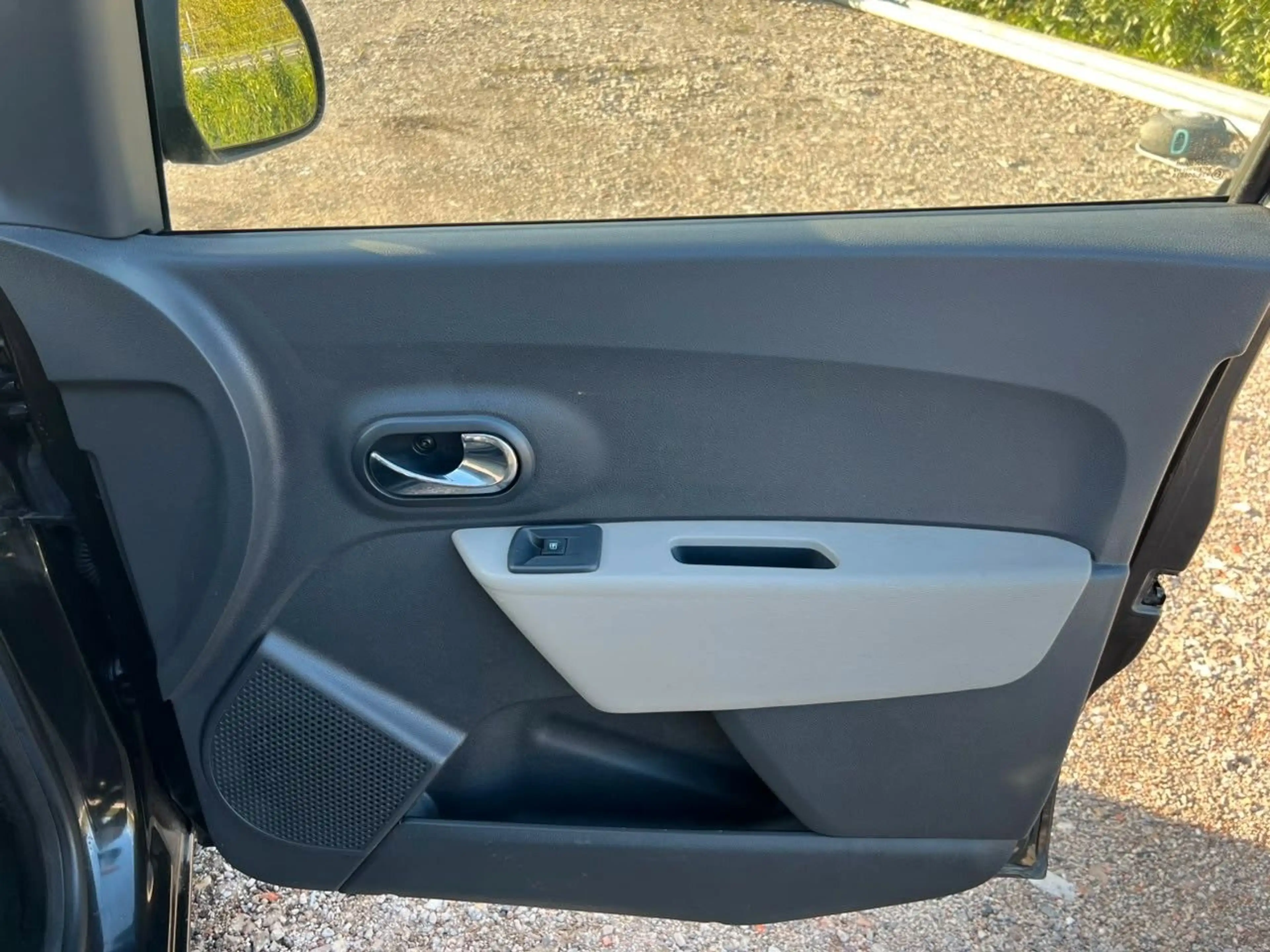 Dacia Dokker Laureate dCi 90 Navi Kamera AHK — photo 17
