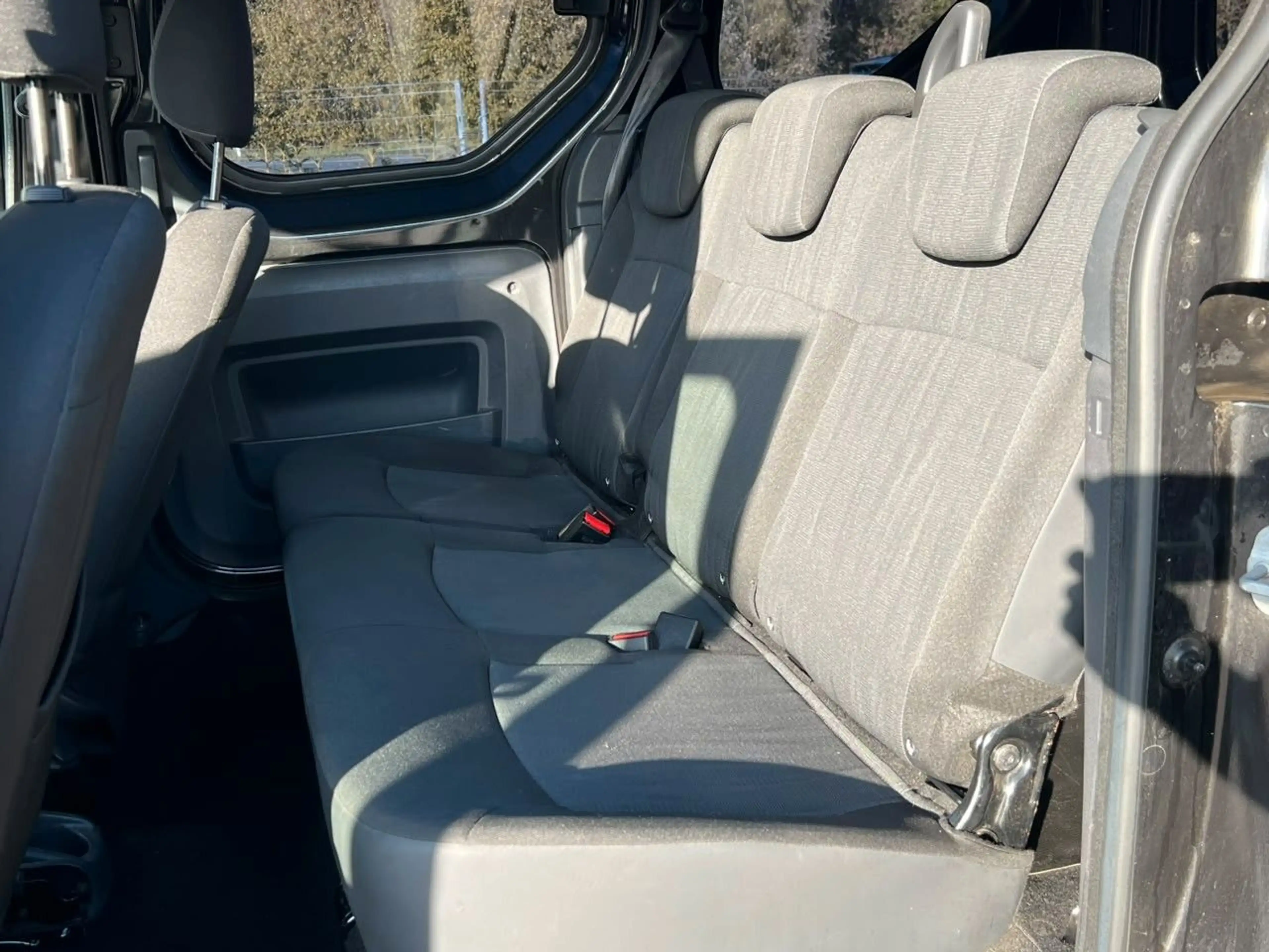 Dacia Dokker Laureate dCi 90 Navi Kamera AHK — photo 13