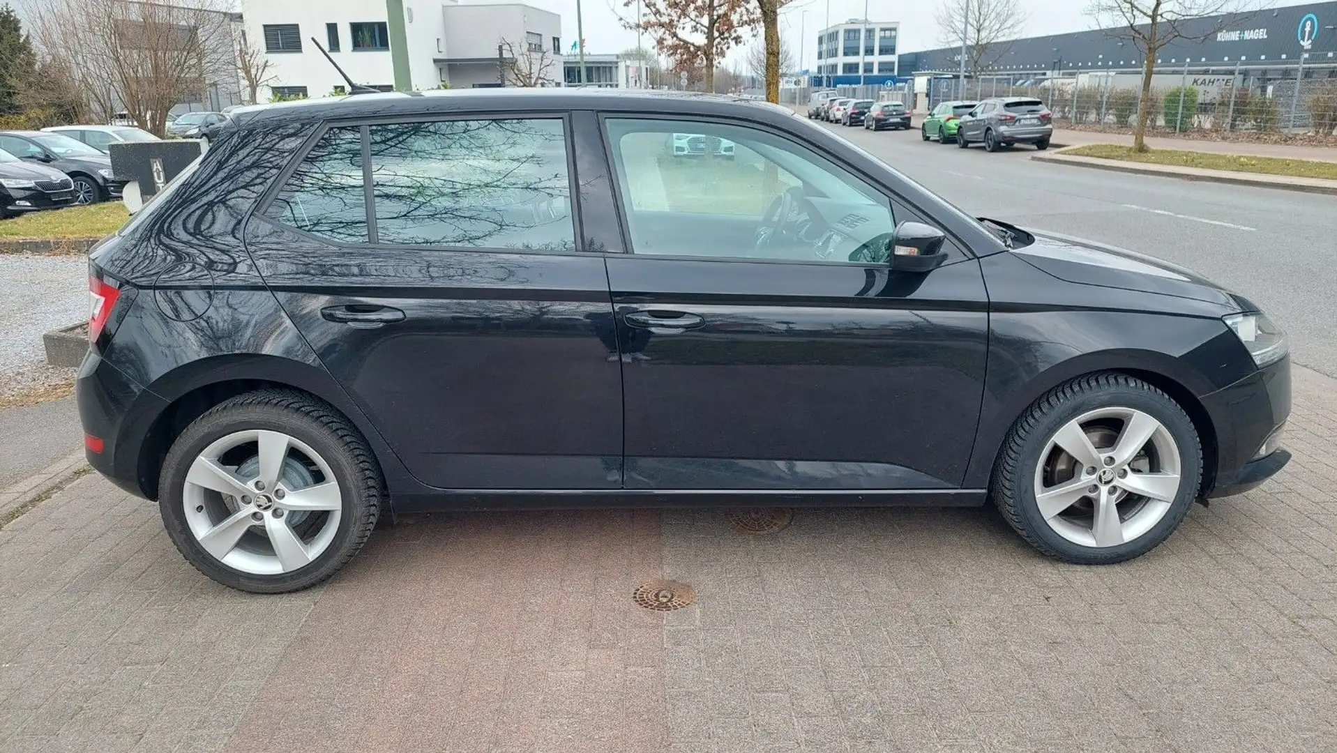 Skoda Fabia - Facelift MultiLr Carplay PDC Alu Schwarz - 2