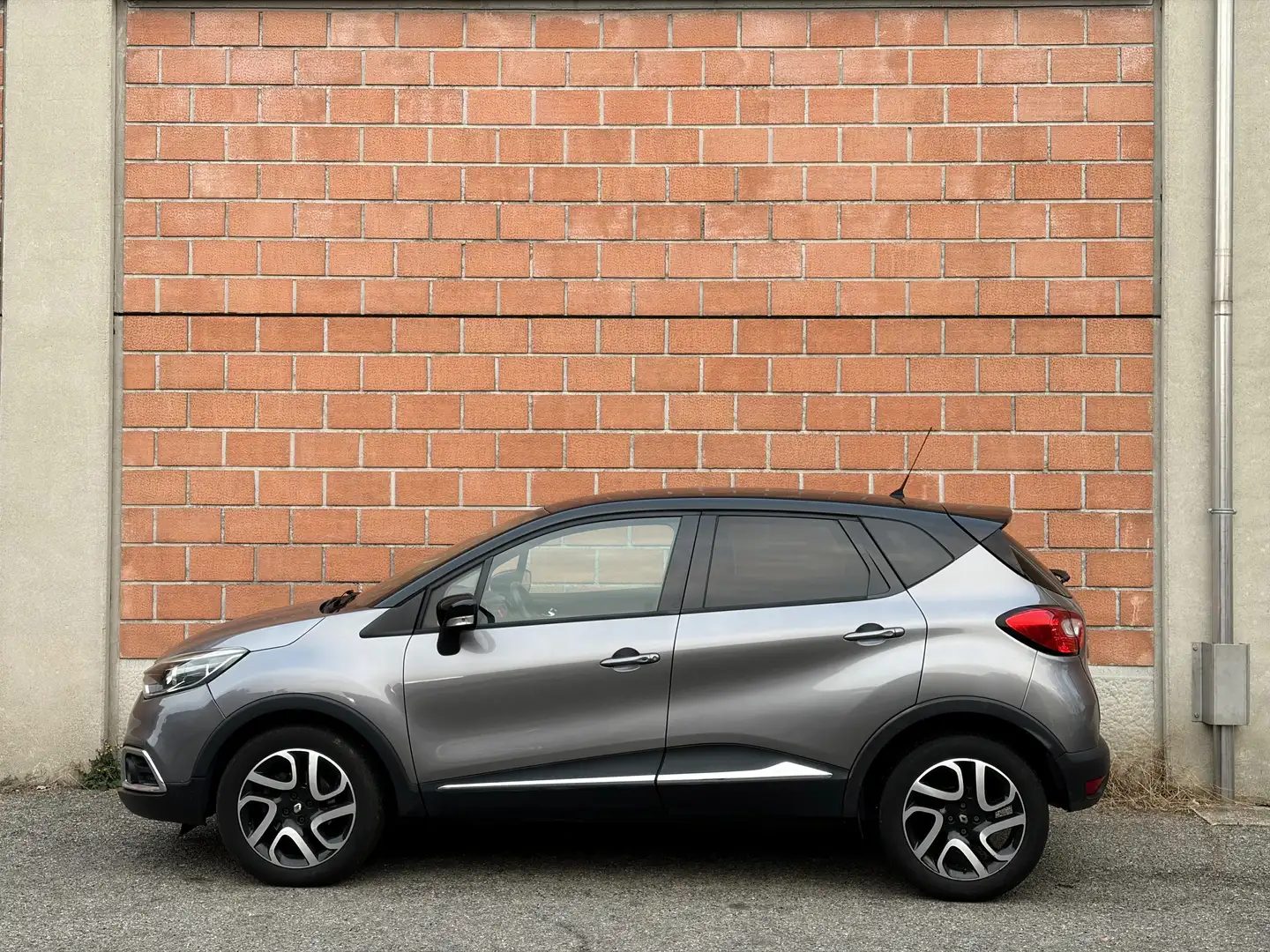 Renault Captur Captur 1.5 DCI Energy R-Link s - 2