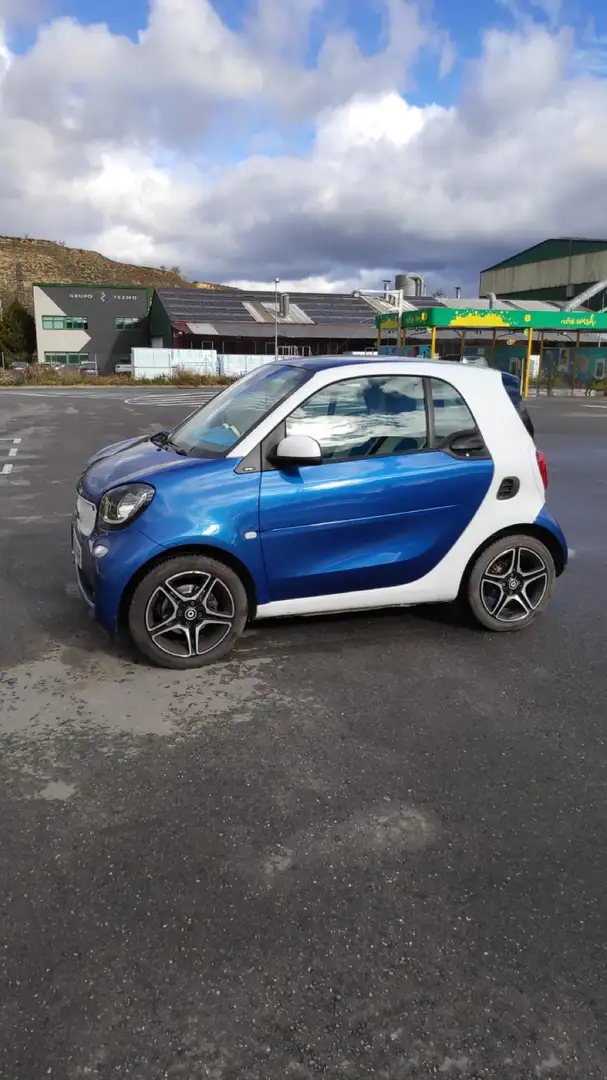 smart forTwo Coupé 52 Azul - 1