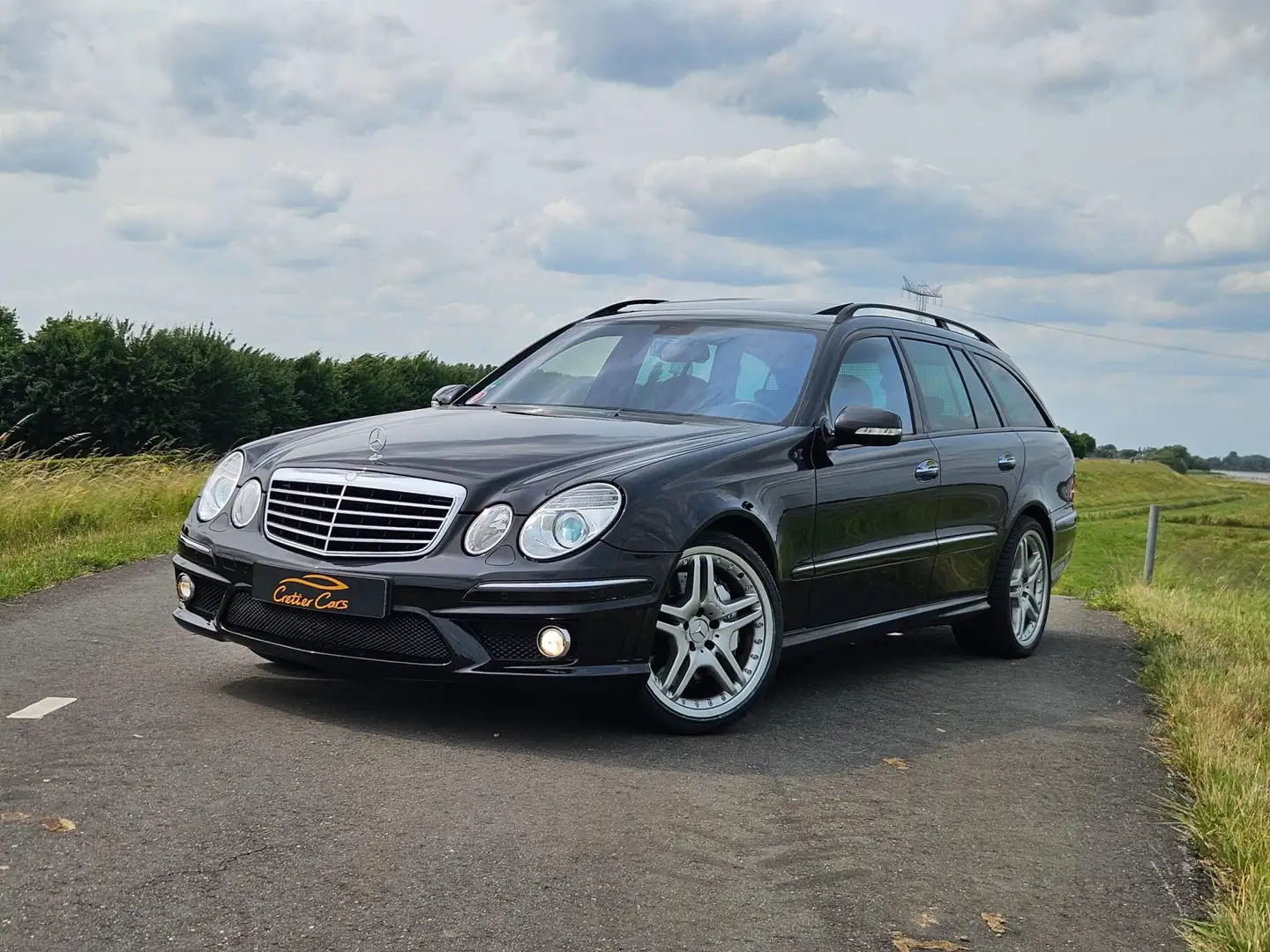 Mercedes-Benz E 63 AMG Estate | Designo Lak en Interieur Noir - 1
