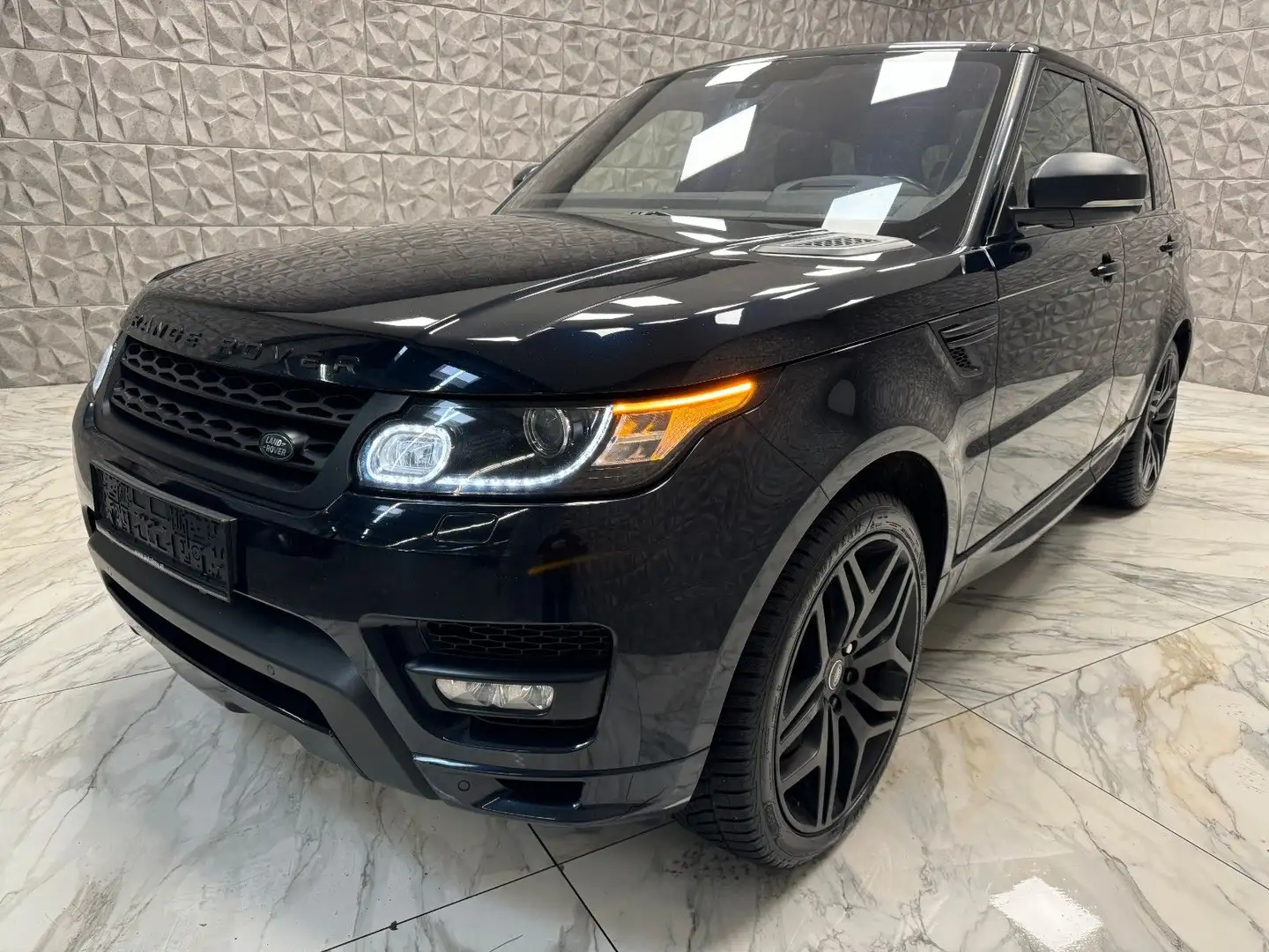 Land Rover Range Rover Sport Autobiography Dynamic 4.4 SDV8 Schwarz - 1