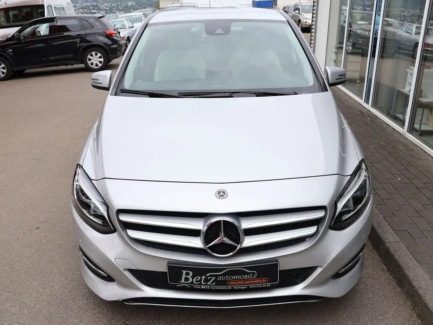 Mercedes-Benz B Electric Drive -Klasse 200 Edition RFK NAVI TOTW. Zilver - 2
