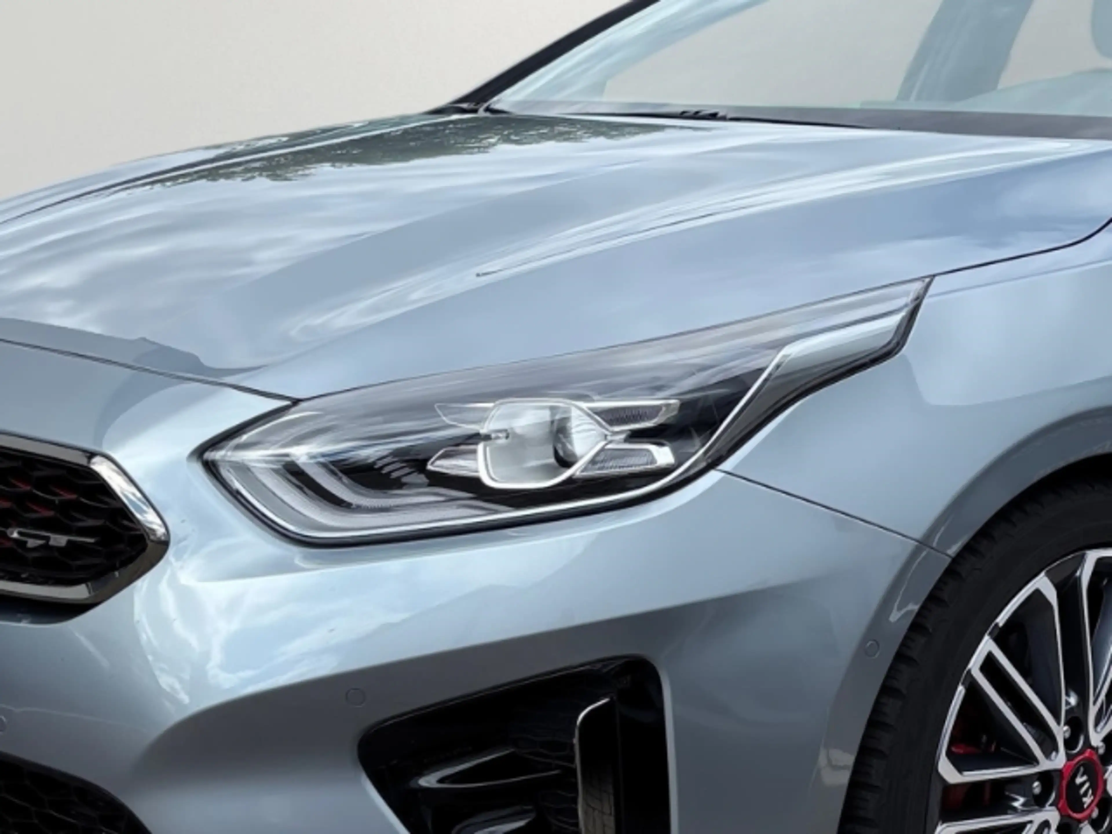 Kia ProCeed / pro_cee'd GT 1.6 GLASDACH,MEMORY,CARPLAY,KAMERA,SITZHZG — photo 5
