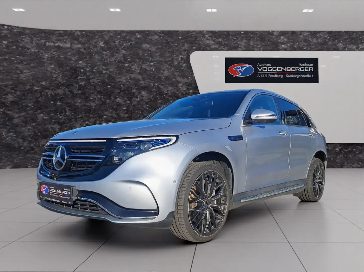 Mercedes-Benz EQC 400 4Matic (293.890) Silber - 1