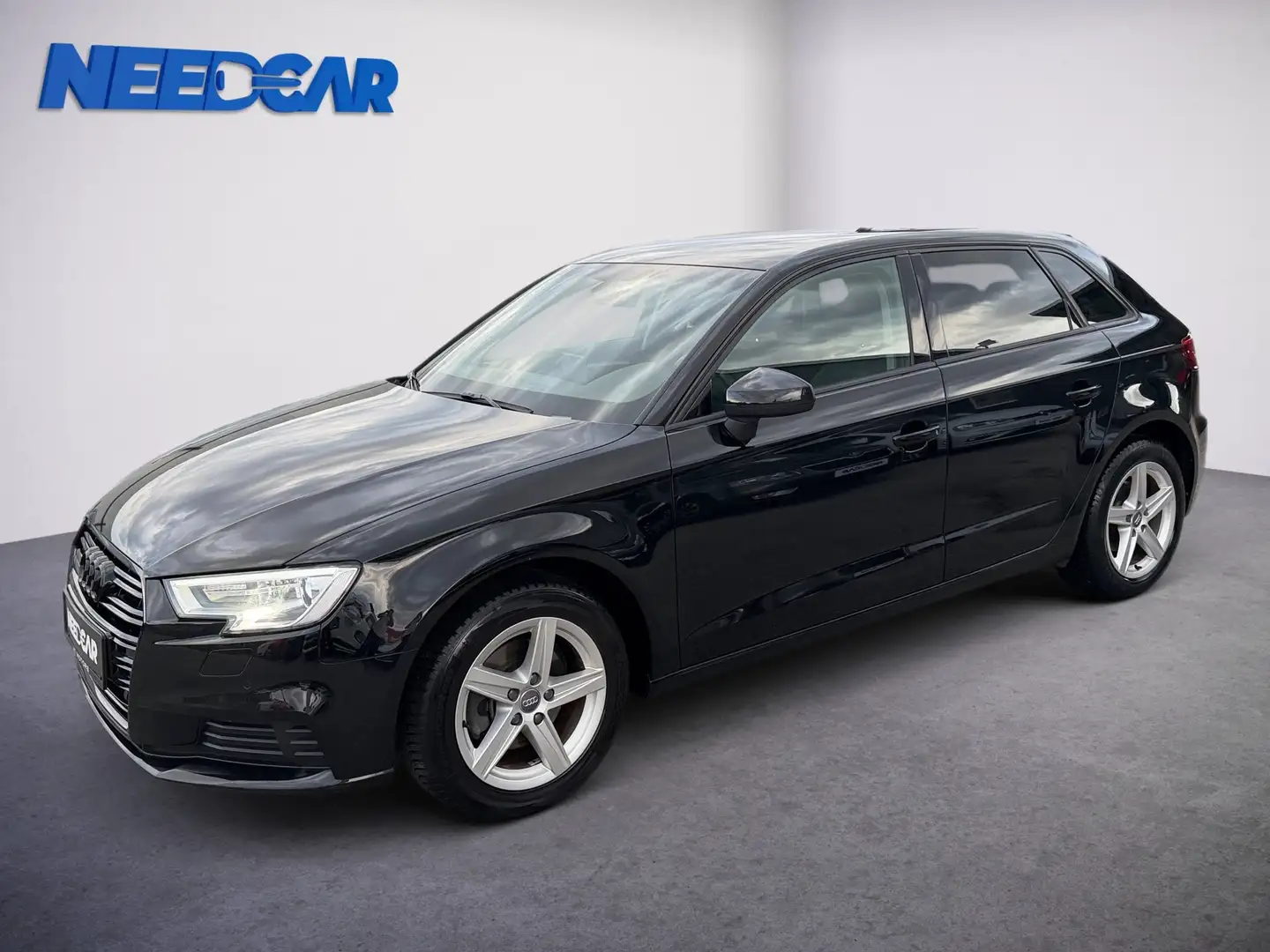 Audi A3 Sportback 1.6 TD *Unfallfrei* Schwarz - 1