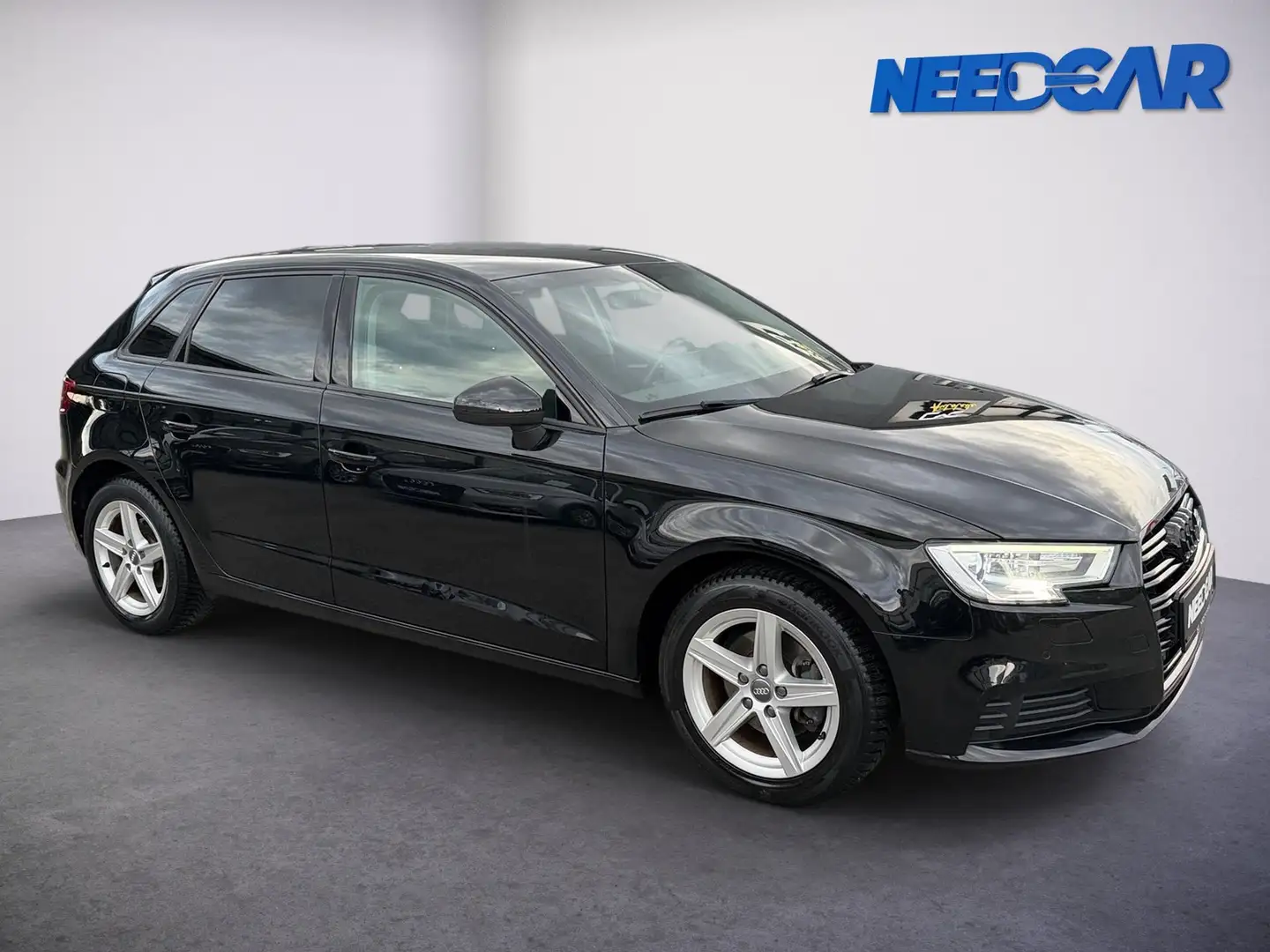 Audi A3 Sportback 1.6 TD *Unfallfrei* Schwarz - 2
