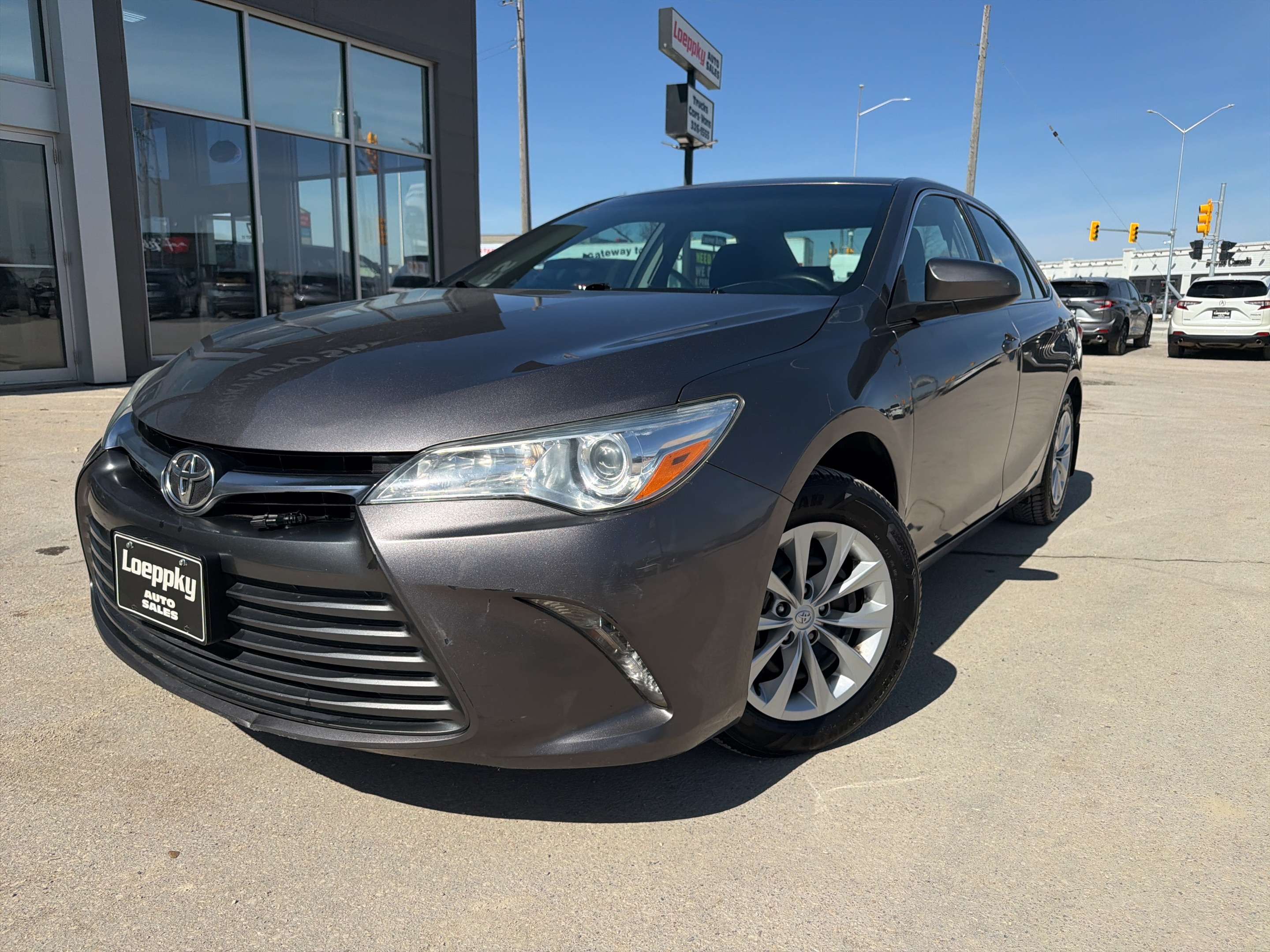 Gray 2016 Toyota Camry Sedan Front-Wheel Drive Automatic