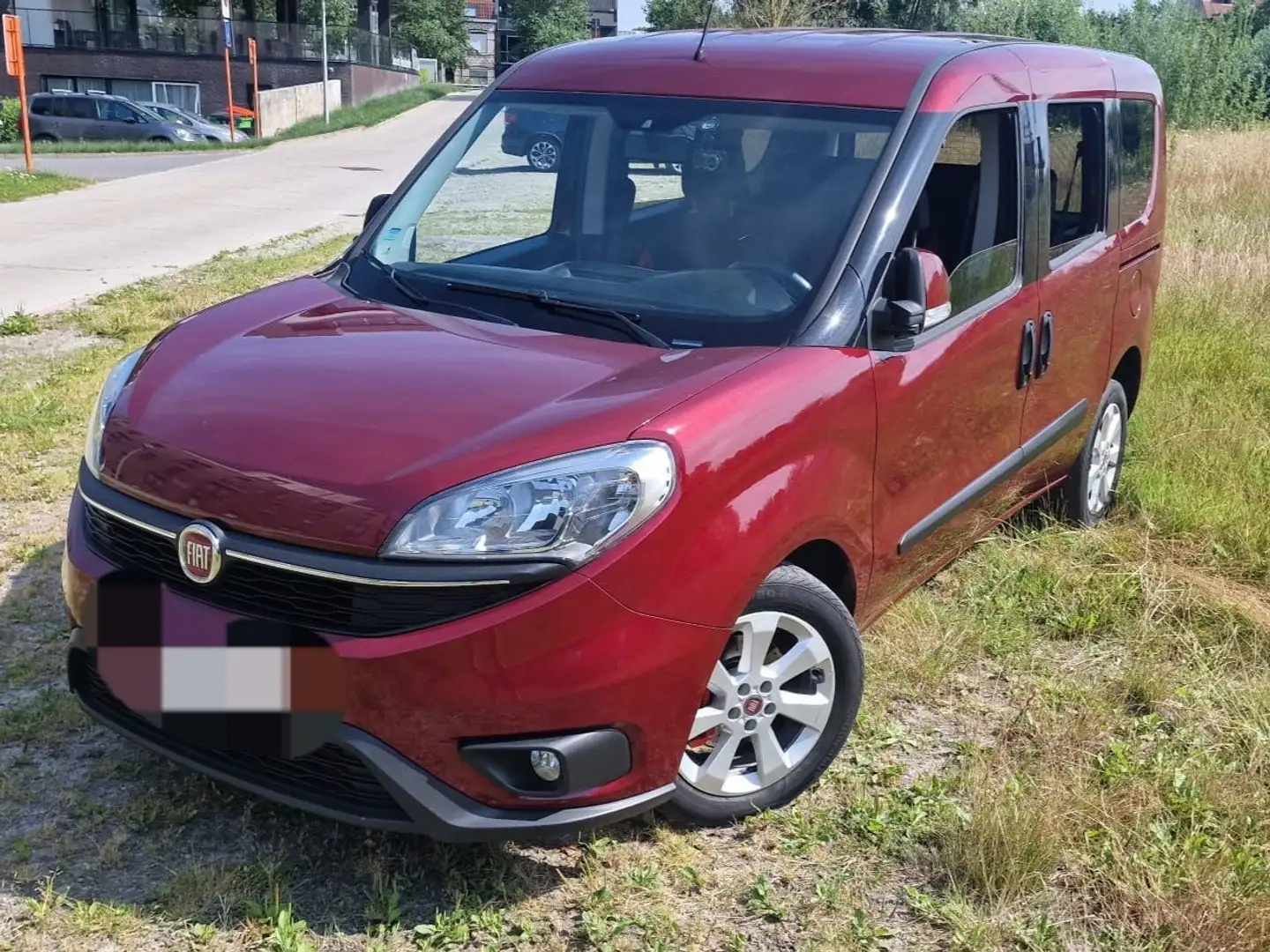 Fiat Doblo 1.6 16V Multijet Start&Stopp Rojo - 1