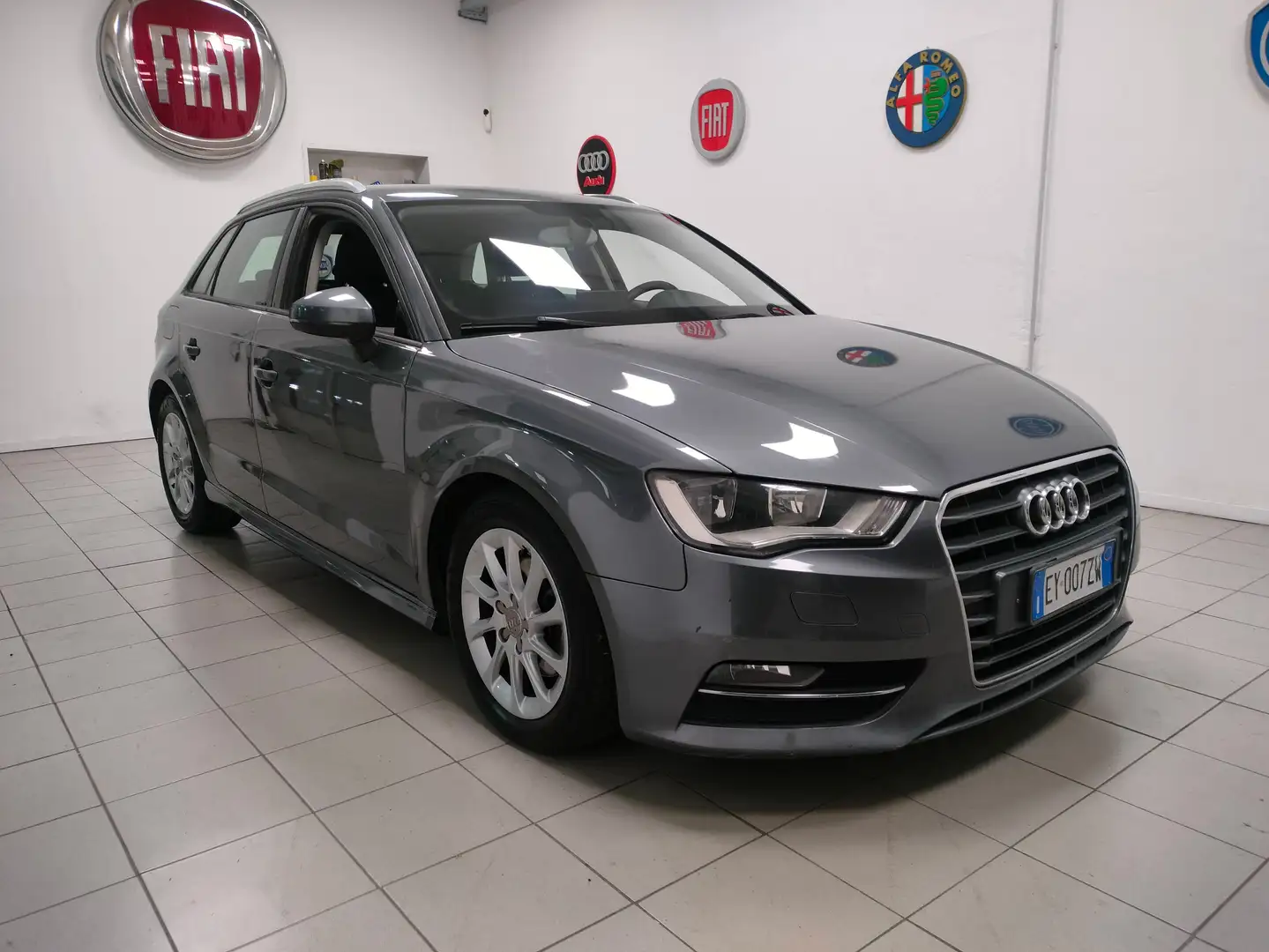 Audi A3 SB 1.6 tdi 110cv Szürke - 1