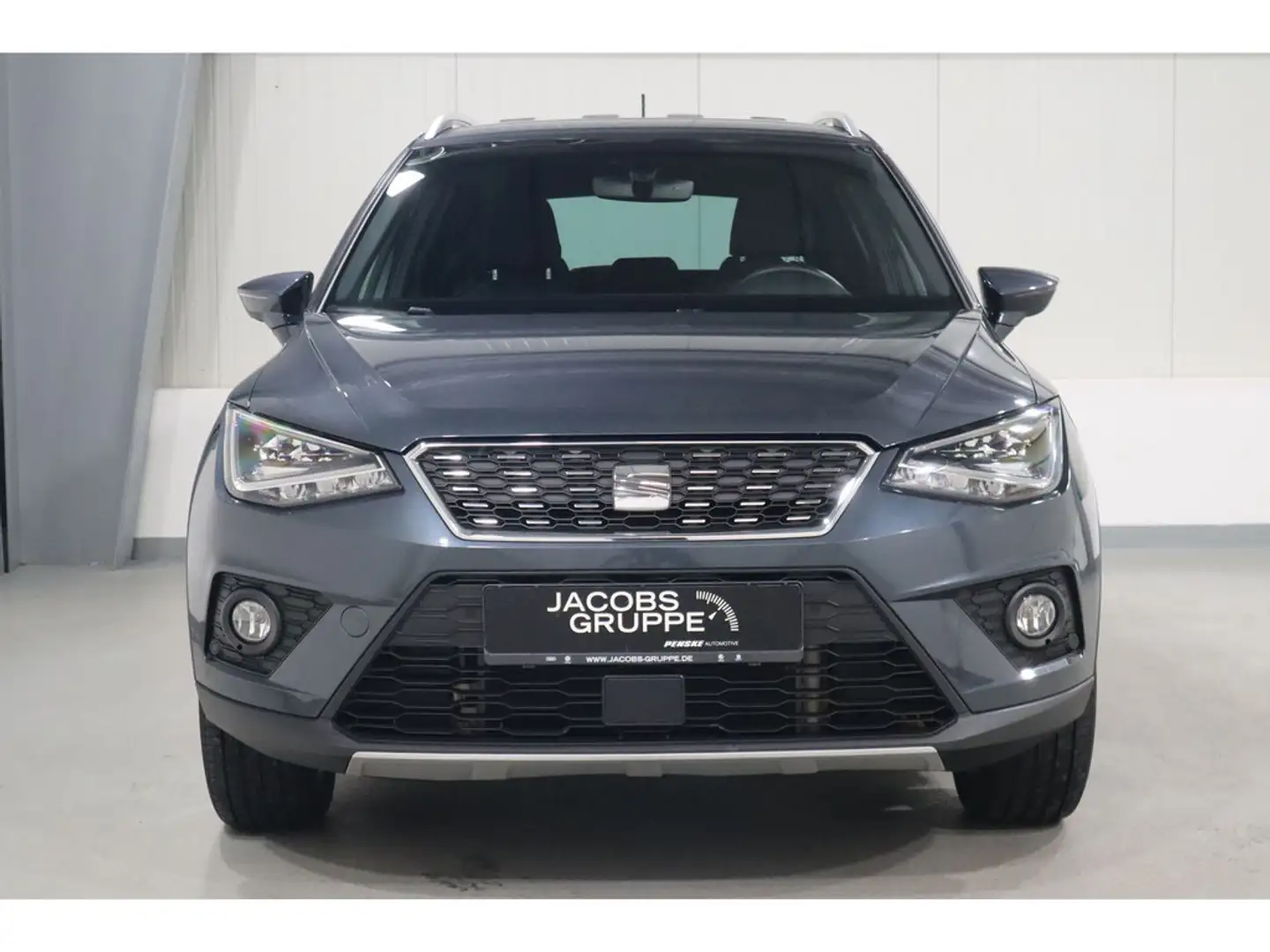 SEAT Arona 1.0 TSI DSG Xcellence Navi*CAM*Beats*SHZ*ACC*LED Grau - 2