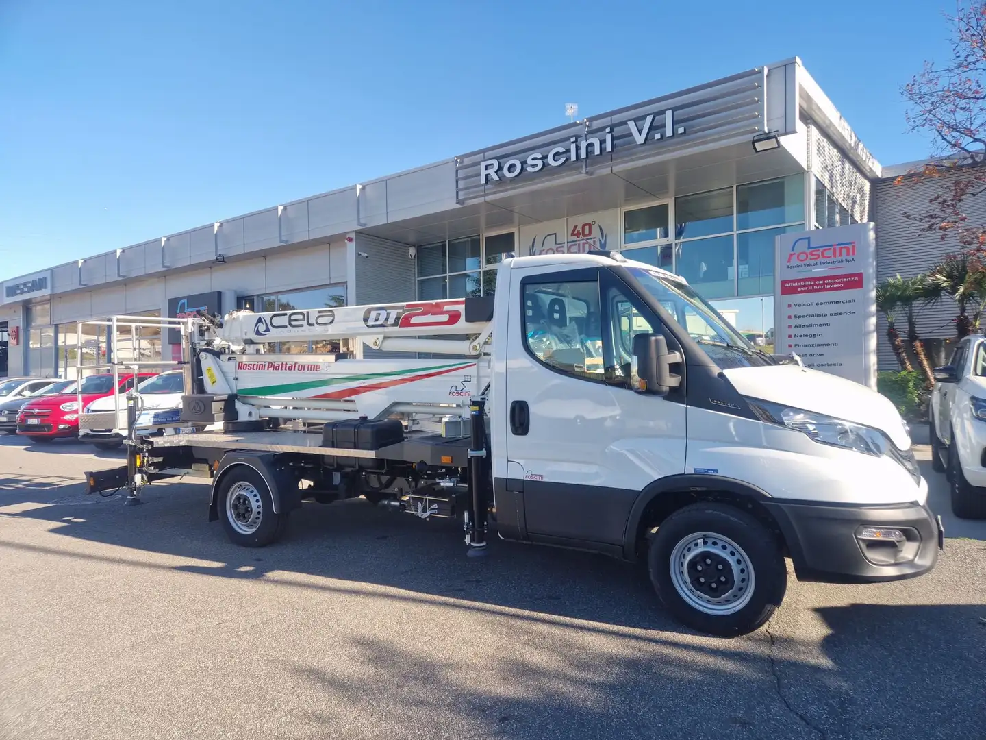 Iveco Daily Allestito con Piattaforma Aerea Cela Dt Truck 25 - 1
