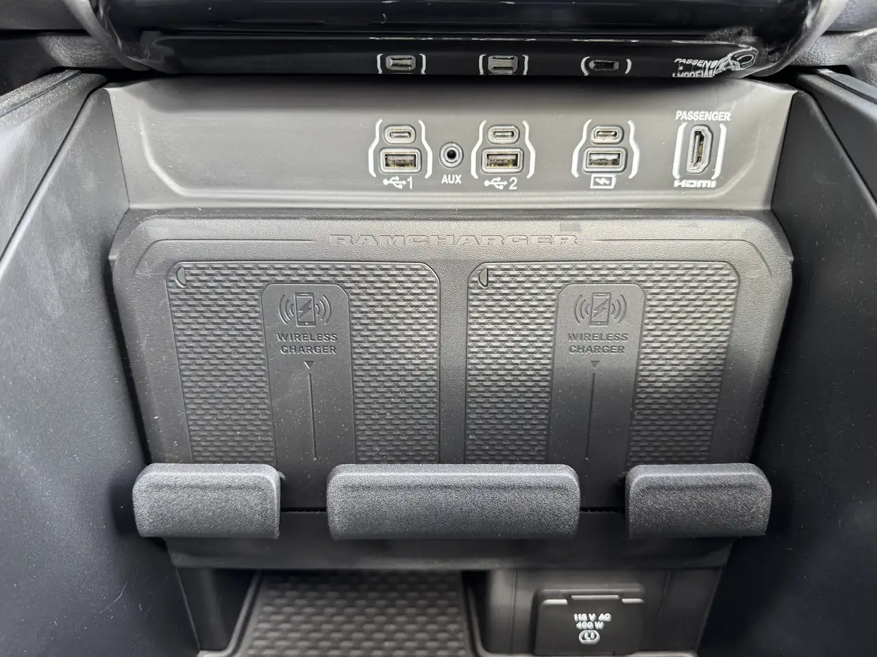 Dodge RAM 2024 — фото 11