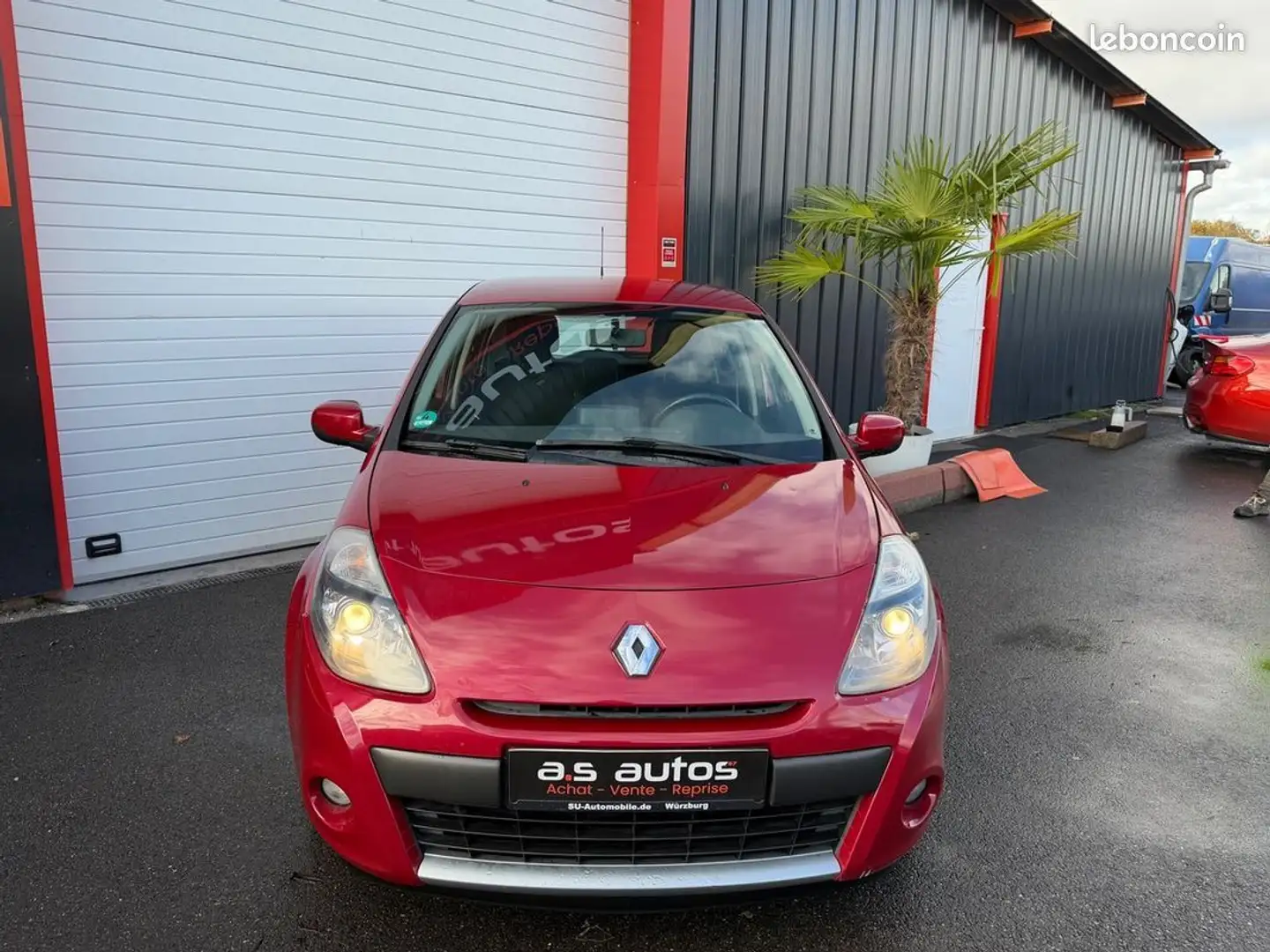 Renault Clio III 1.2 16 V 75 cv GPS JANTE ALLU INITIAL CLIM DISTRIBUTION NEUVE Rood - 2
