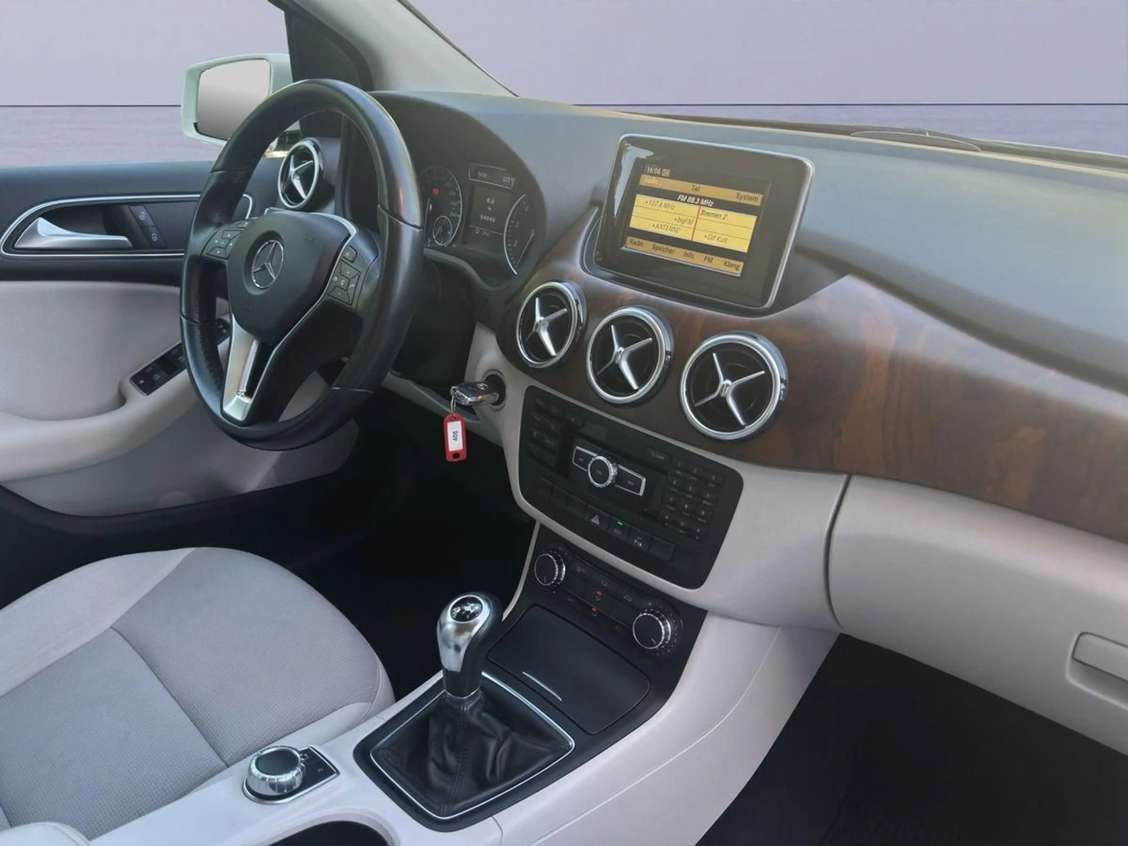 Mercedes-Benz B 200 Klima/PDC/Bluetooth/Radio-CD — photo 9