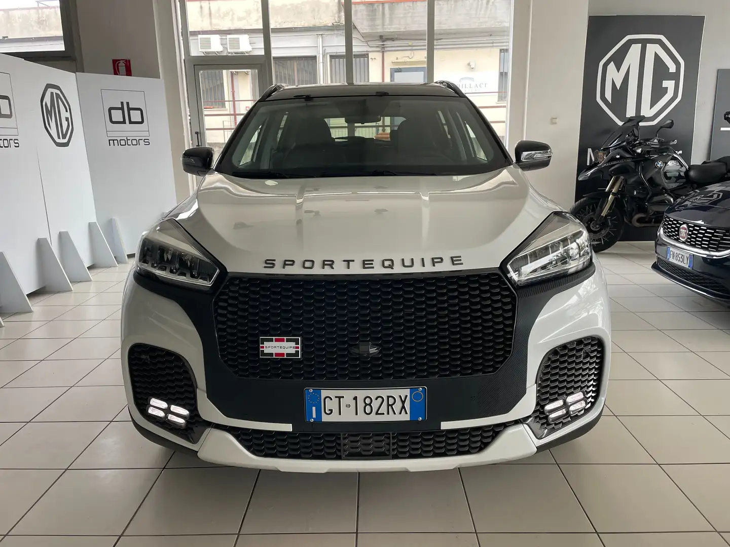 Sportequipe Sportequipe 6 1.5 turbo Gpl 149cv cvt KM0 Červená - 2
