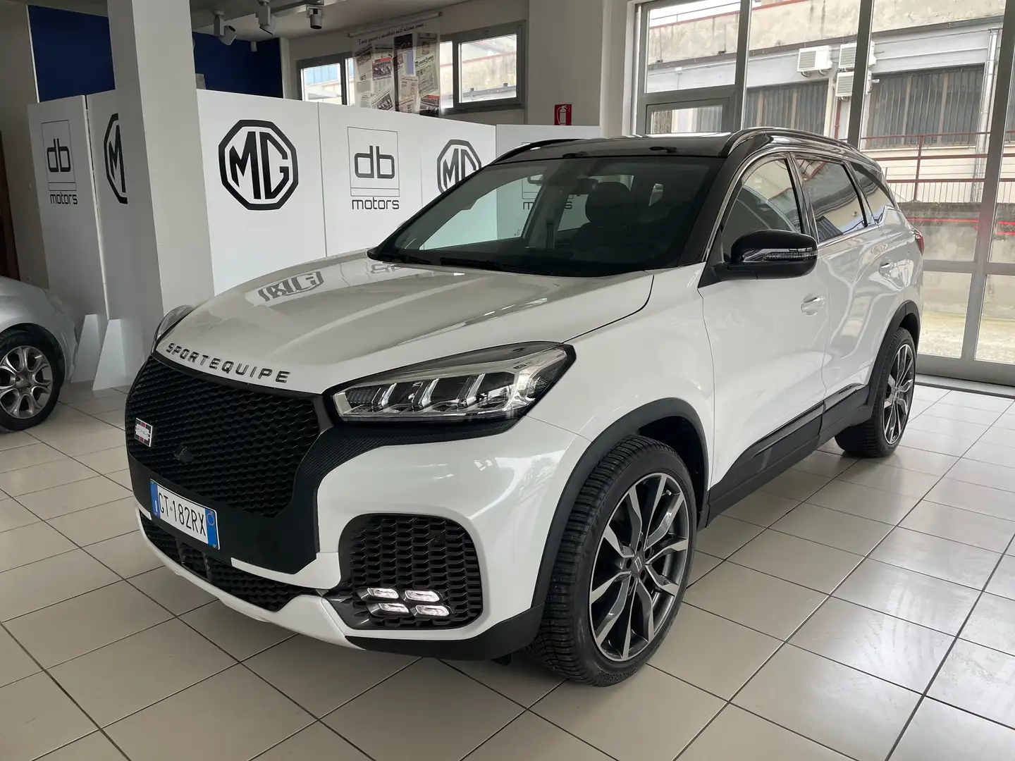 Sportequipe Sportequipe 6 1.5 turbo Gpl 149cv cvt KM0 Červená - 1