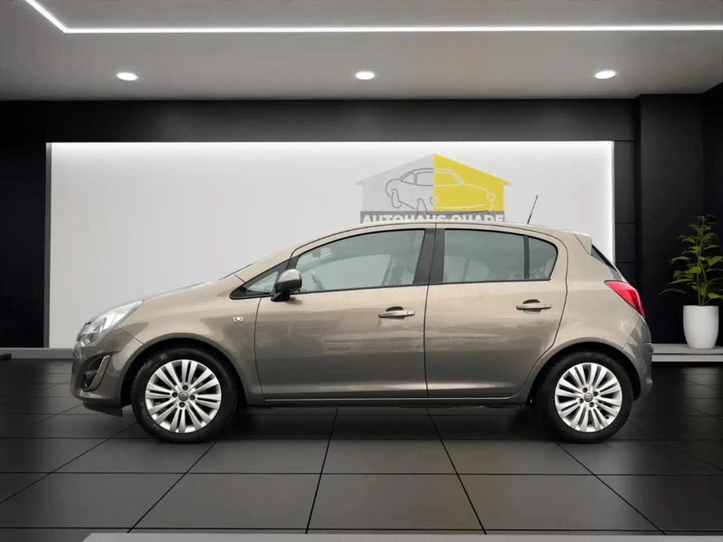 Opel Corsa Automatik 40.000KM 1.4 Navi SHZ LenkradHZG Temp PD Grau - 2