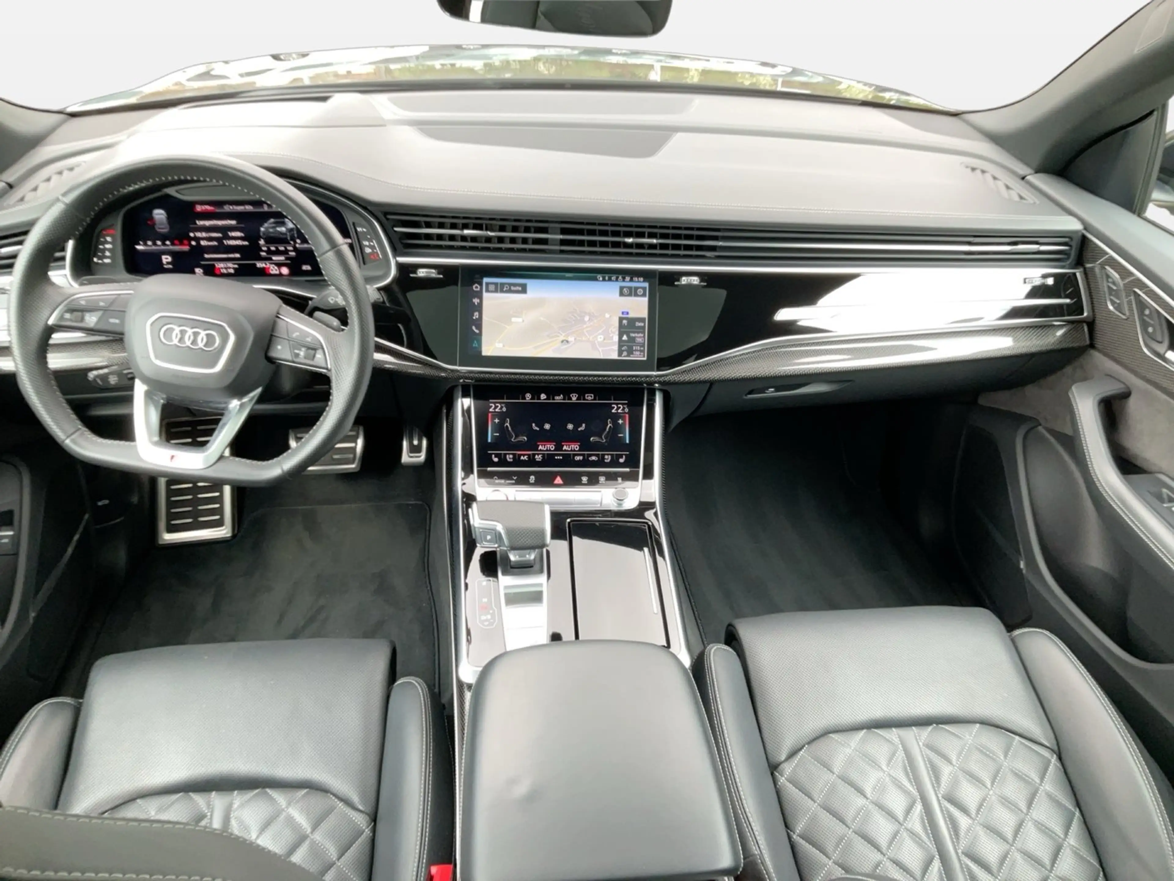 Audi SQ8 TDI quattro — photo 11
