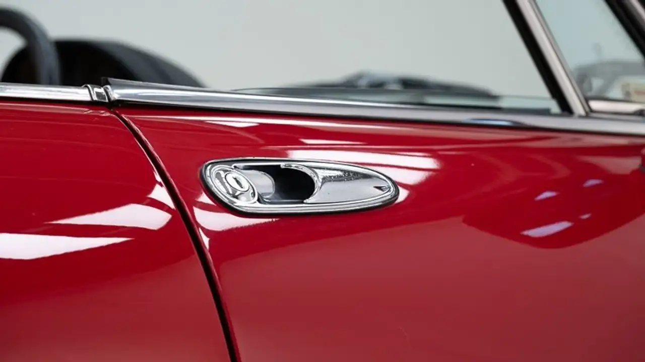Alfa Romeo 2000 Spider 4 '91 CH11374, foto 9