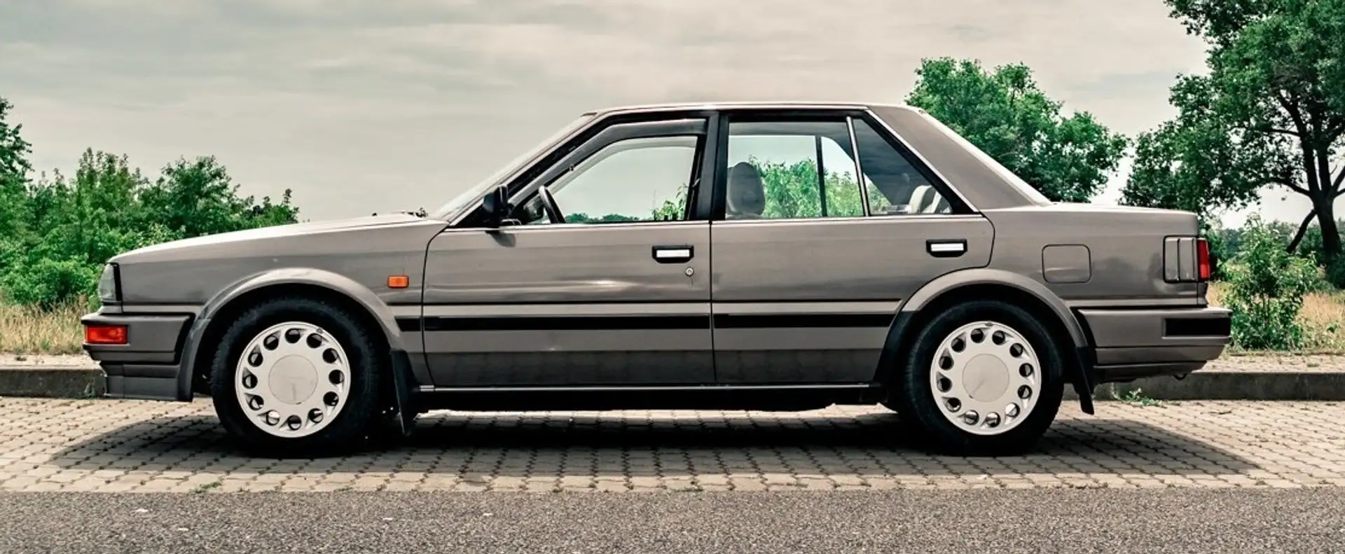 Nissan Bluebird SLX - 1