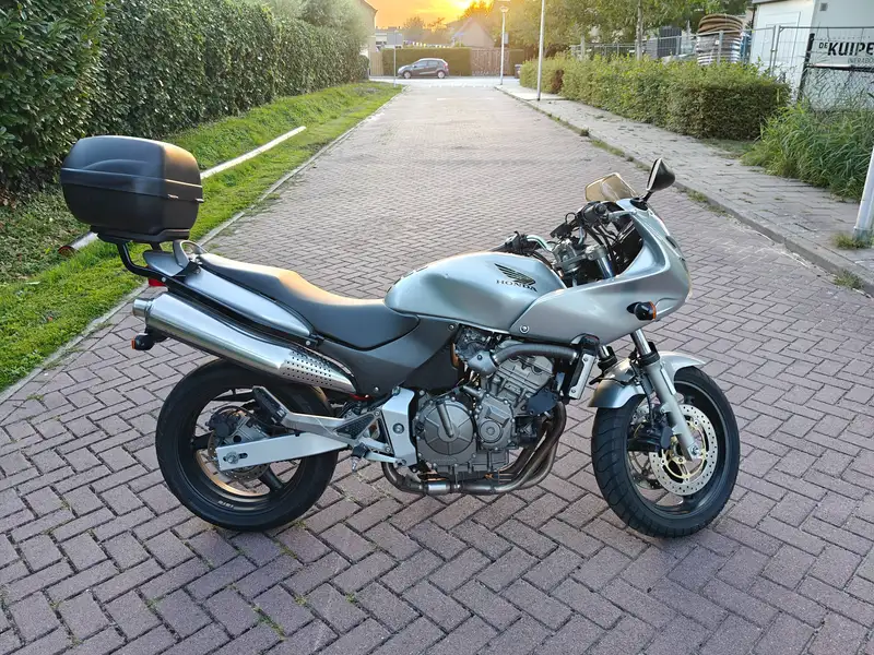 Honda CB 600 F Hornet - foto 3