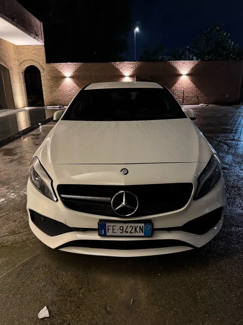 Mercedes-Benz A 220 d Premium 177cv auto my16 - 1