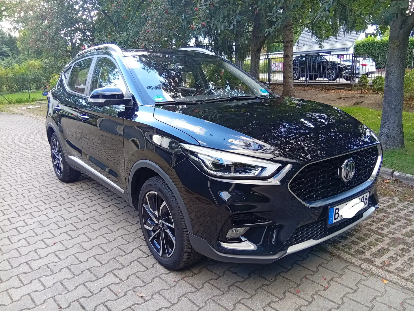 MG ZS ZS ICE 1.0T-GDI Luxury Schwarz - 1