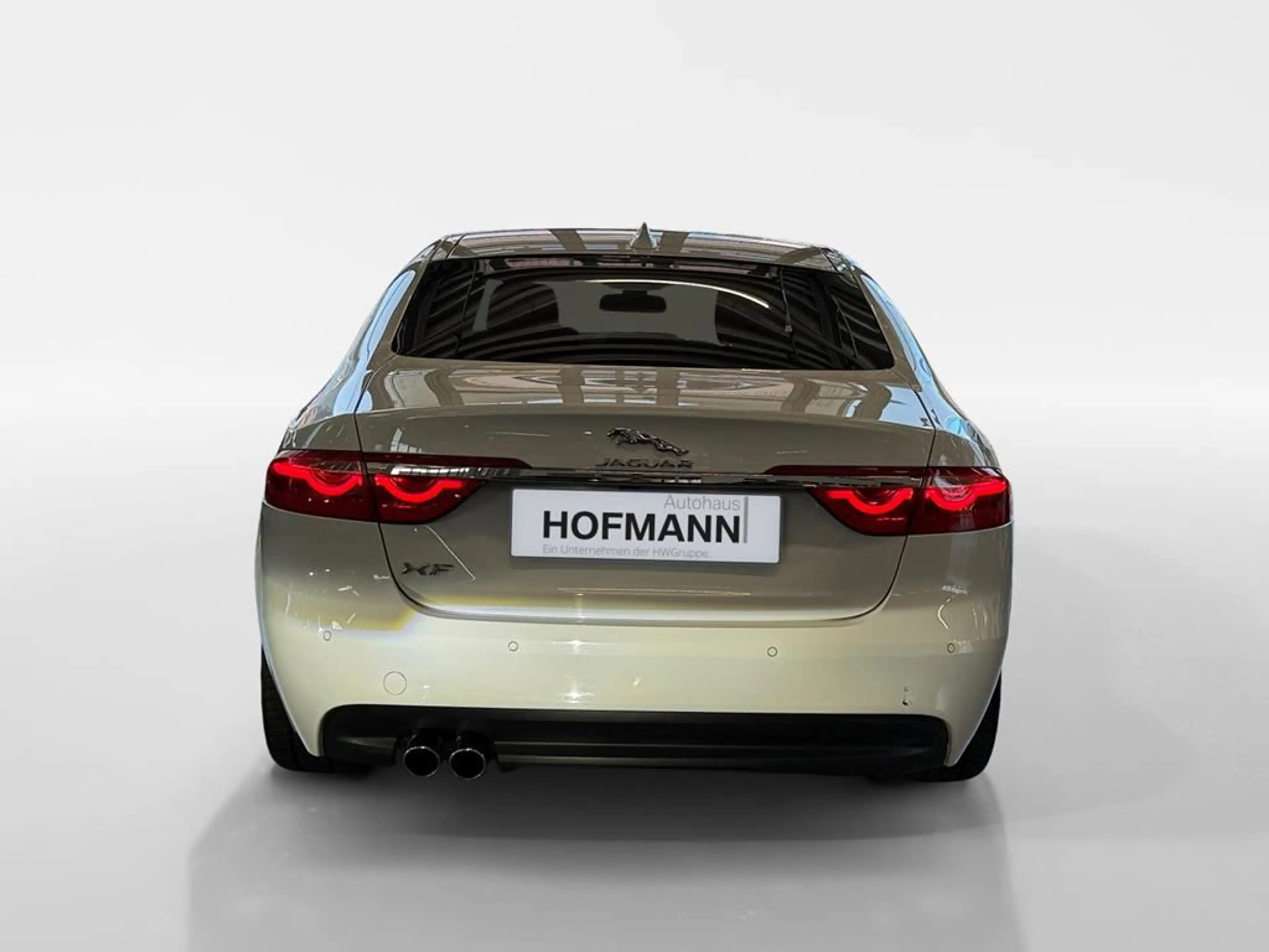 Jaguar XF Prestige — photo 6