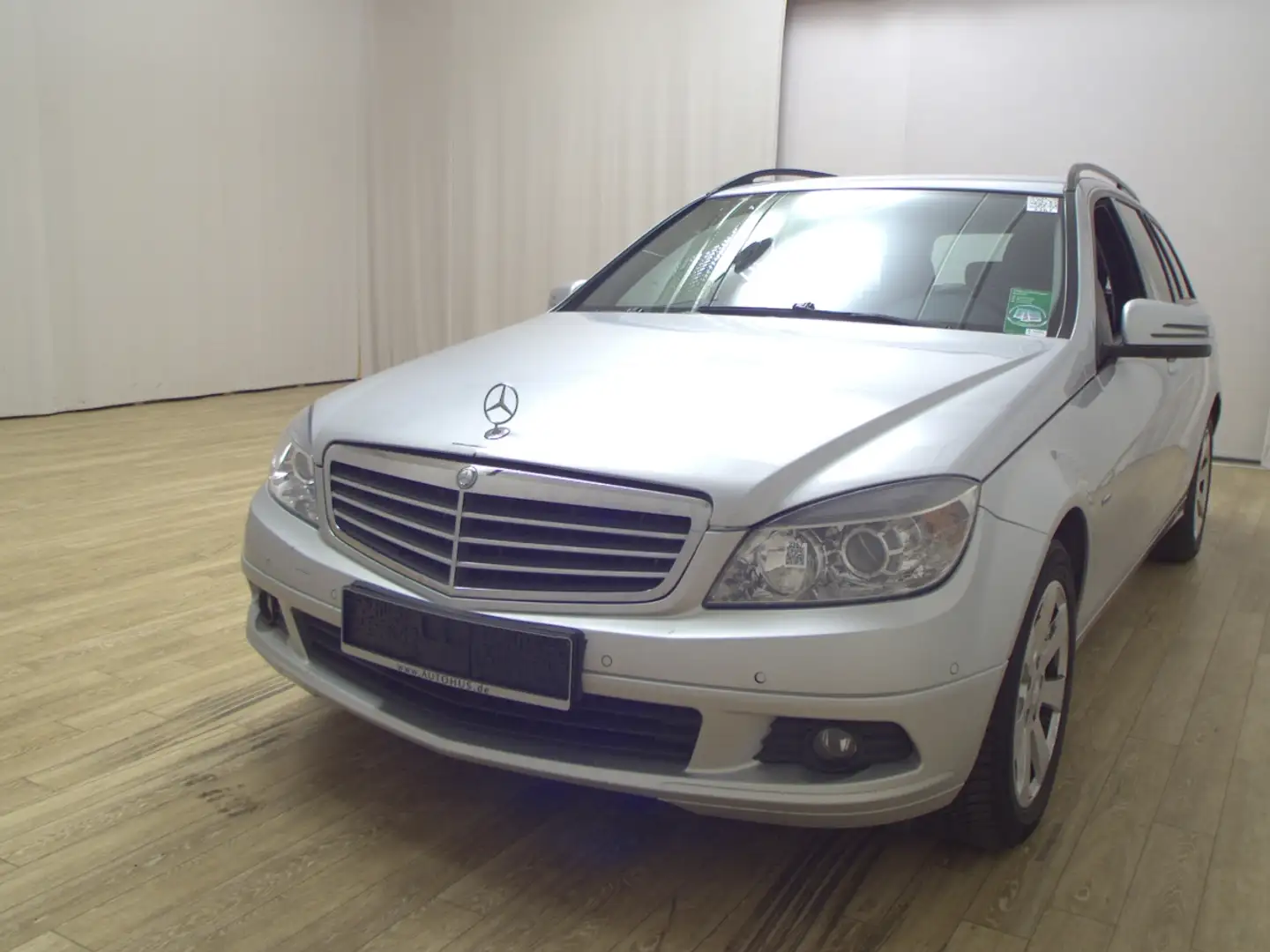 Mercedes-Benz C 180 T Navi PDC SHZ vorne HU 09/26 Silber - 2