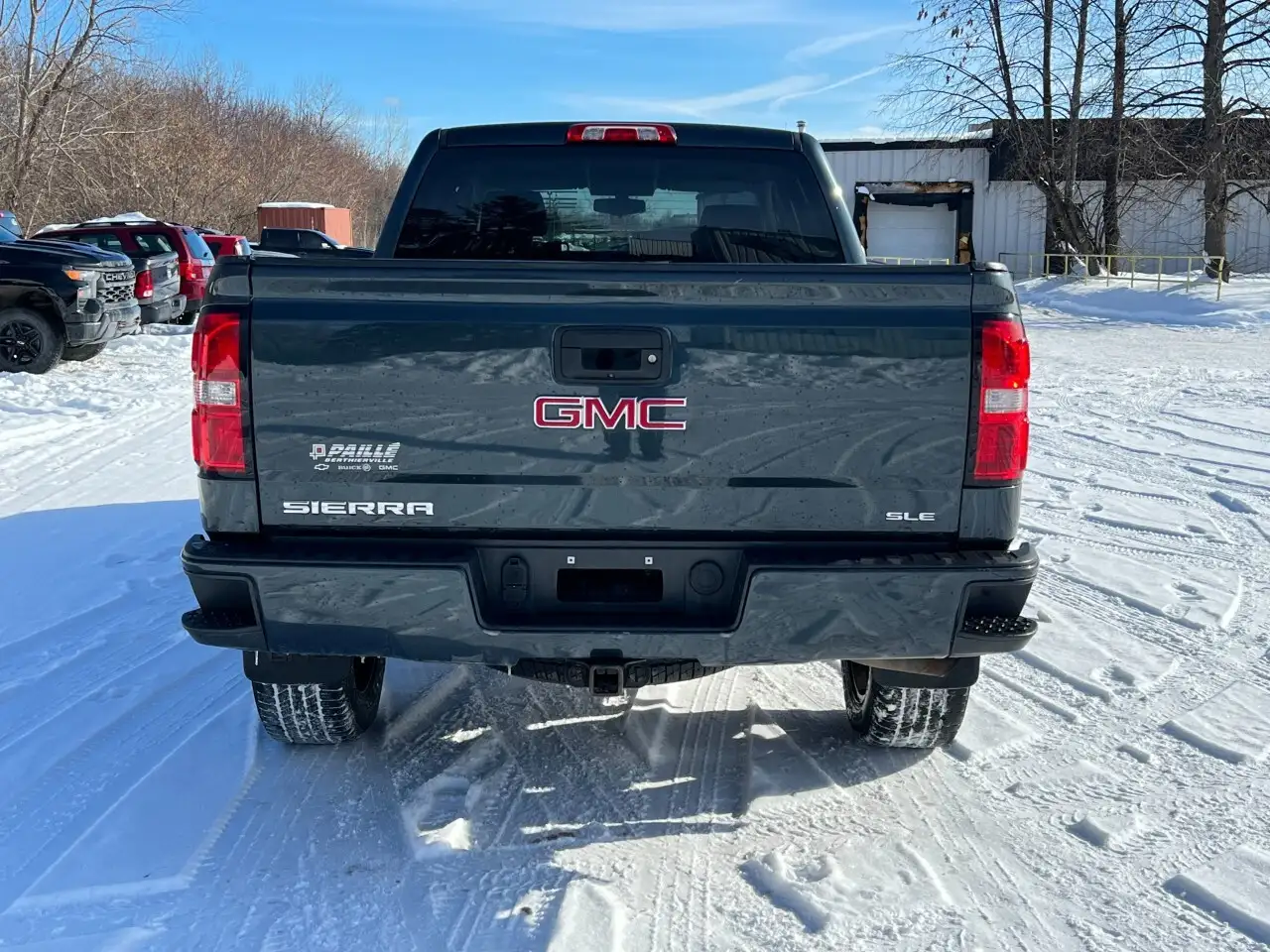 GMC Sierra 1500 снимка GMC Sierra 1500