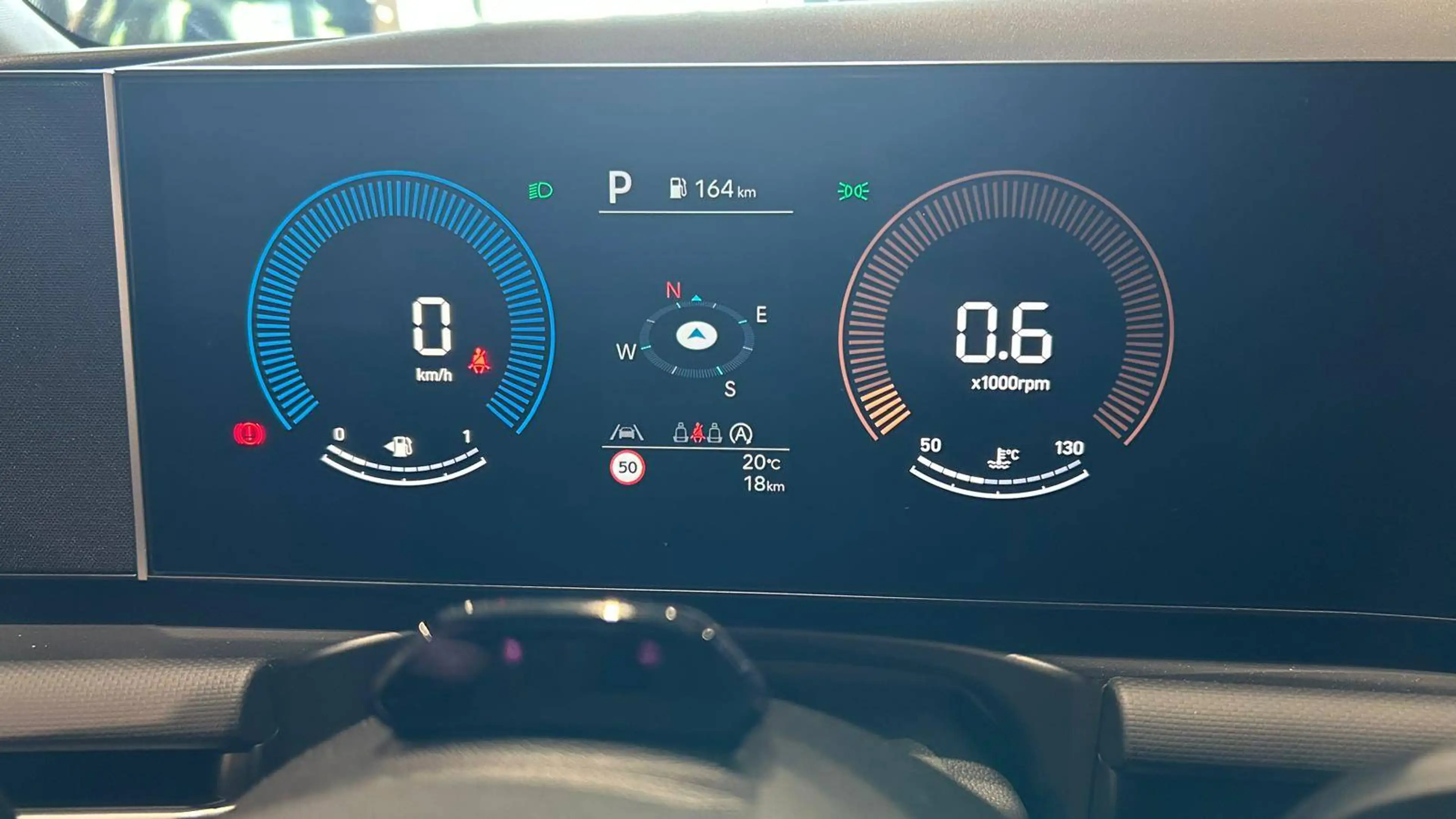 Hyundai TUCSON Tucson 1.6 T-GDi Style DCT -Nieuw/Stuurverw./Keyless/Adapt./18"/Enz! — photo 12