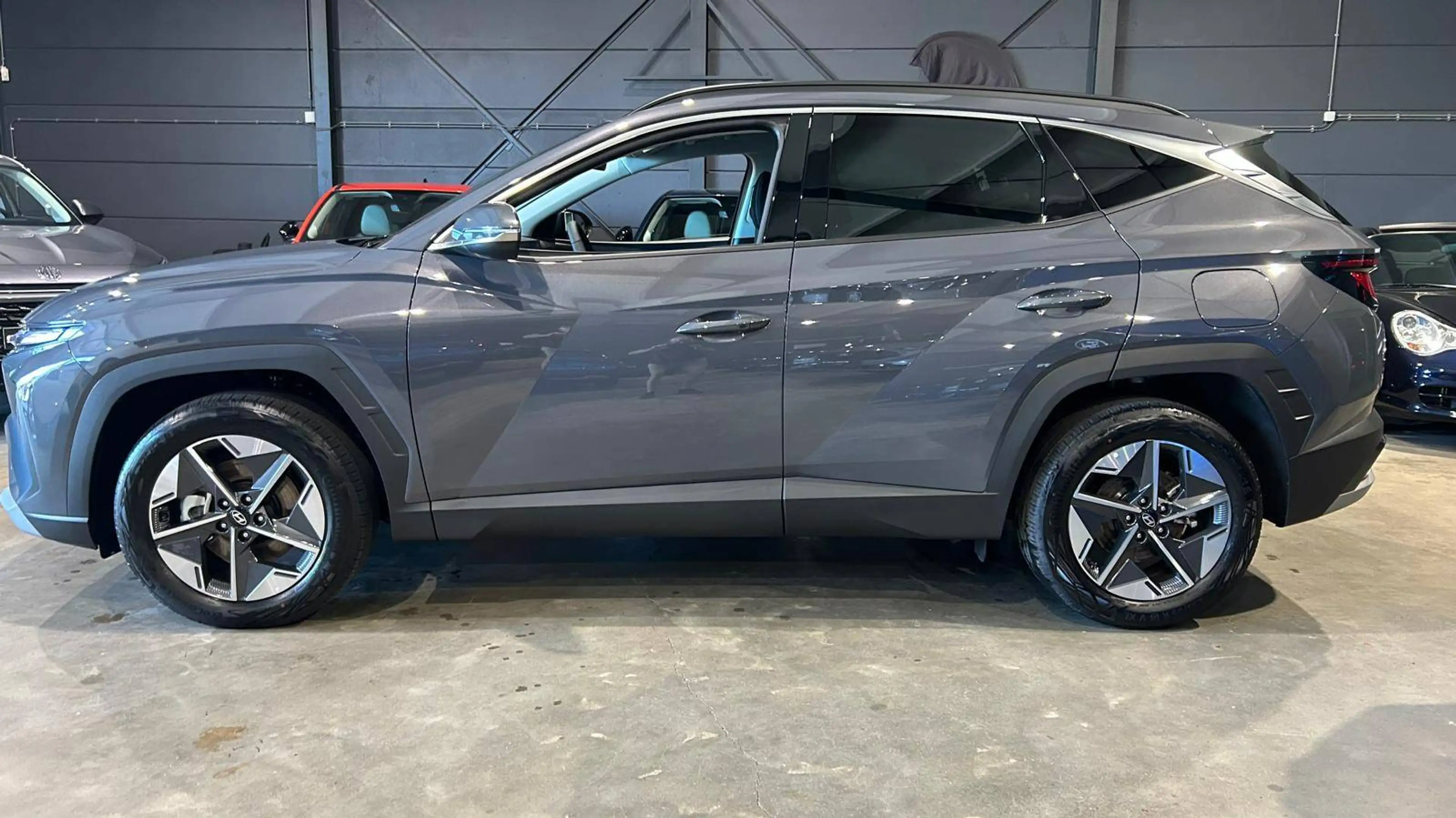 Hyundai TUCSON Tucson 1.6 T-GDi Style DCT -Nieuw/Stuurverw./Keyless/Adapt./18"/Enz! — photo 3