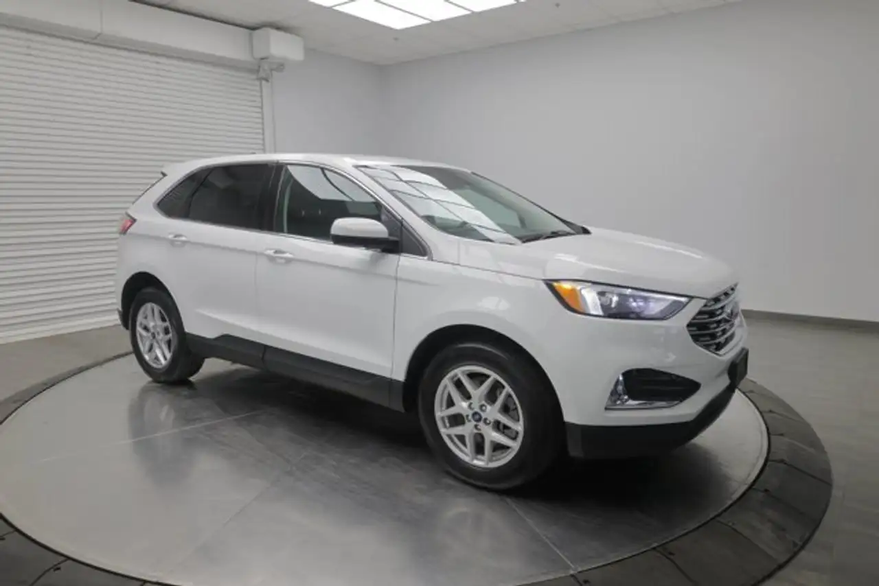 2022 Ford Edge