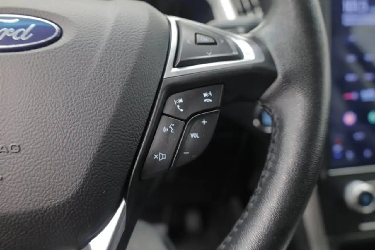 Ford Edge photo Ford Edge
