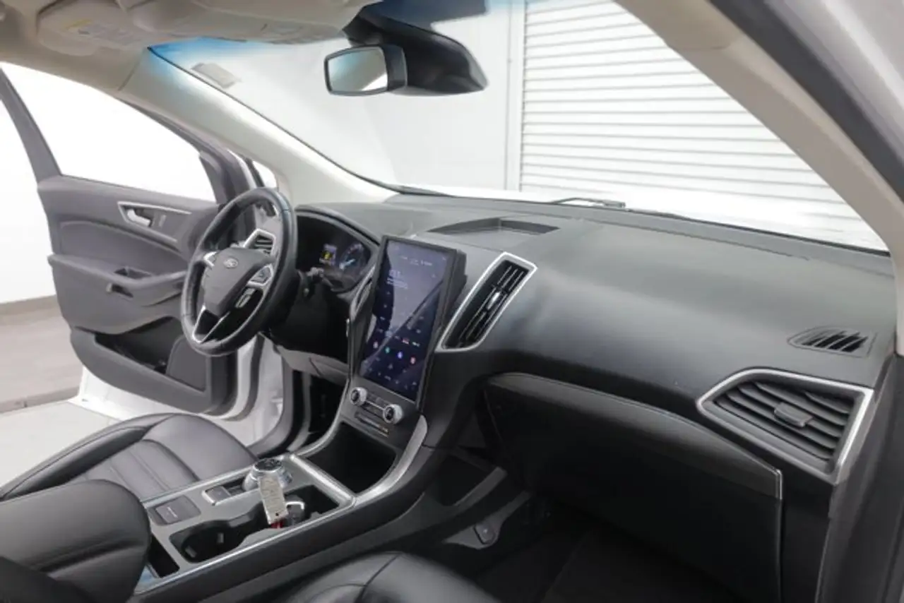 Ford Edge photo Ford Edge