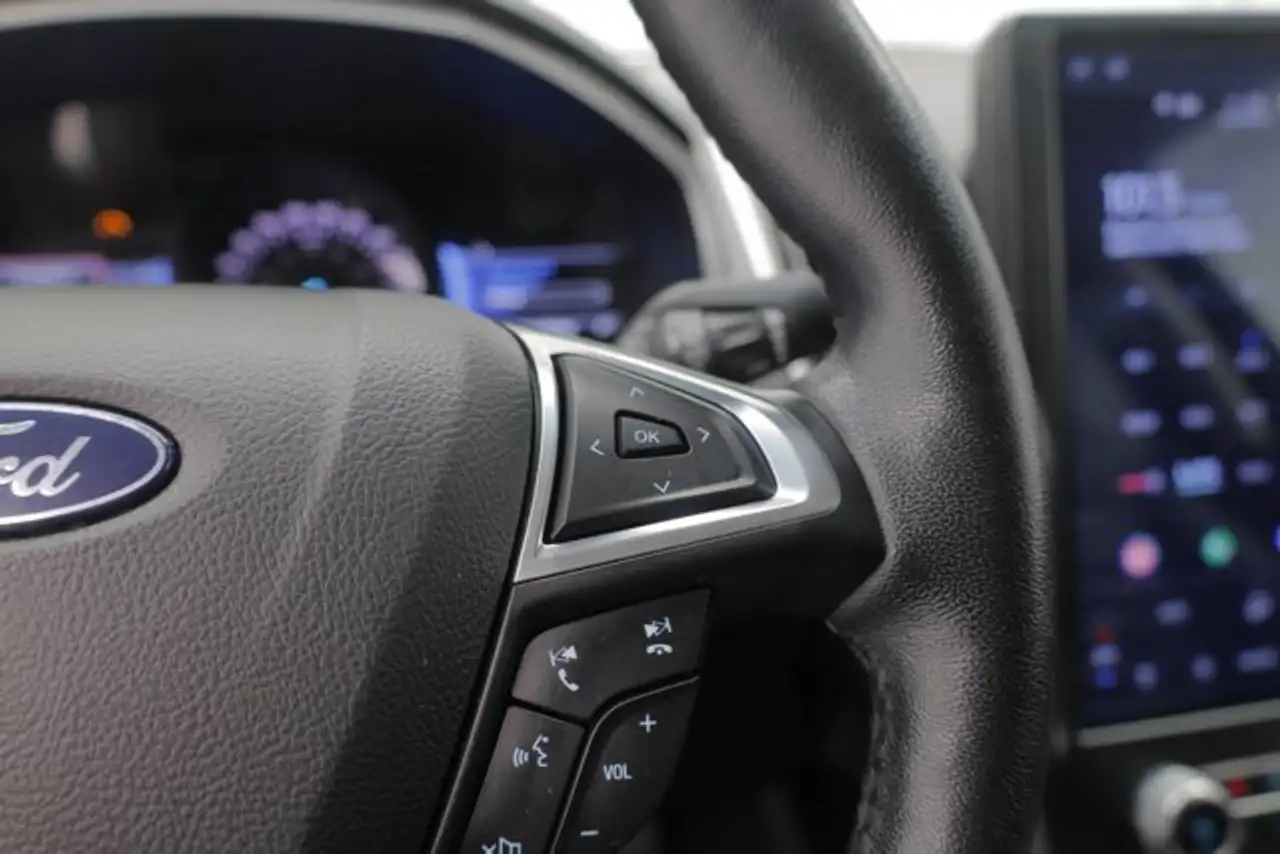 Ford Edge photo Ford Edge
