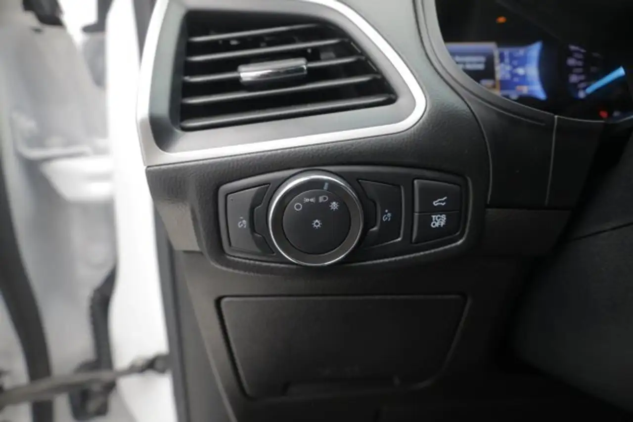 Ford Edge photo Ford Edge
