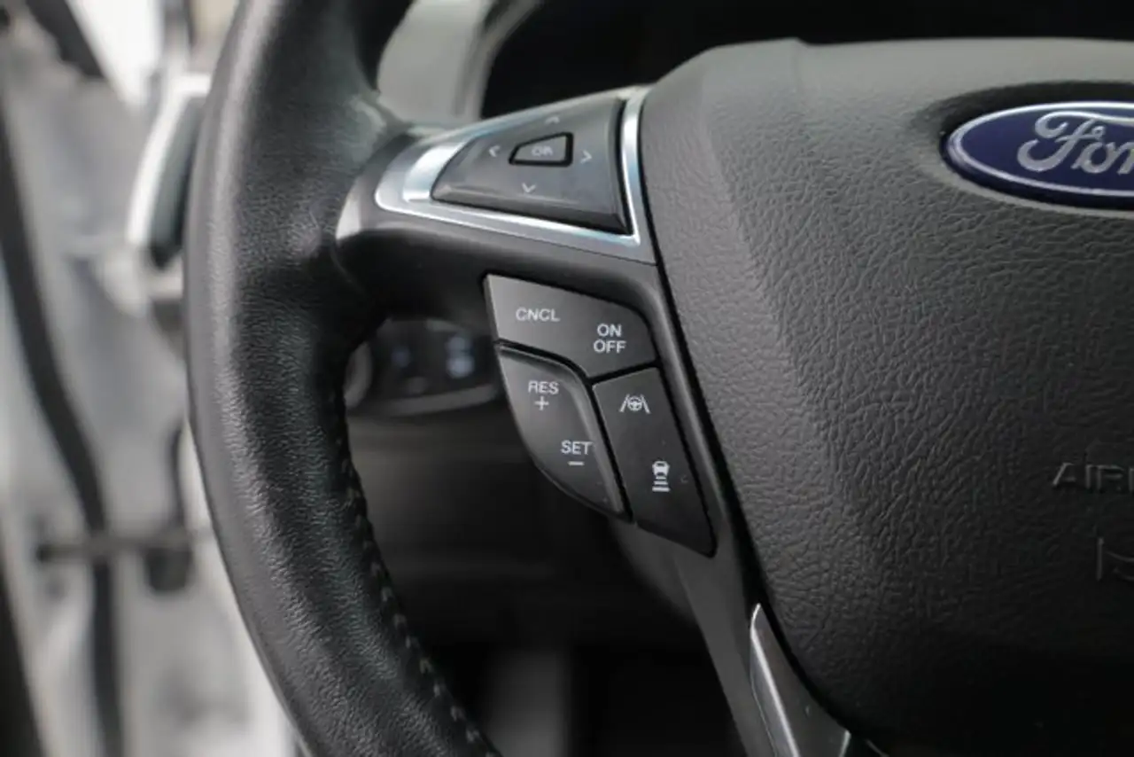 Ford Edge photo Ford Edge