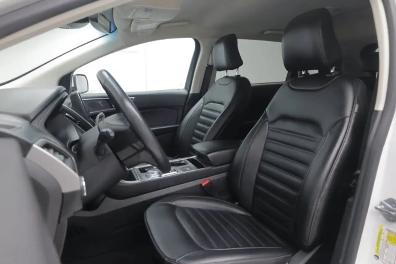 Ford Edge photo Ford Edge