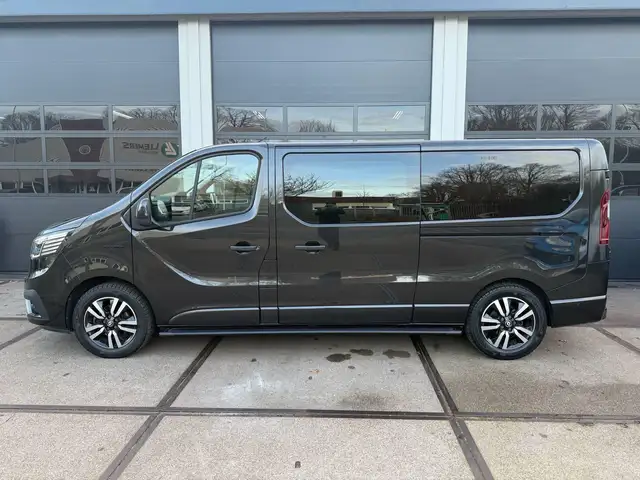 Renault Trafic 2.0 dCi 170 T29 L2H1 DC Luxe | Black Edition | Tre