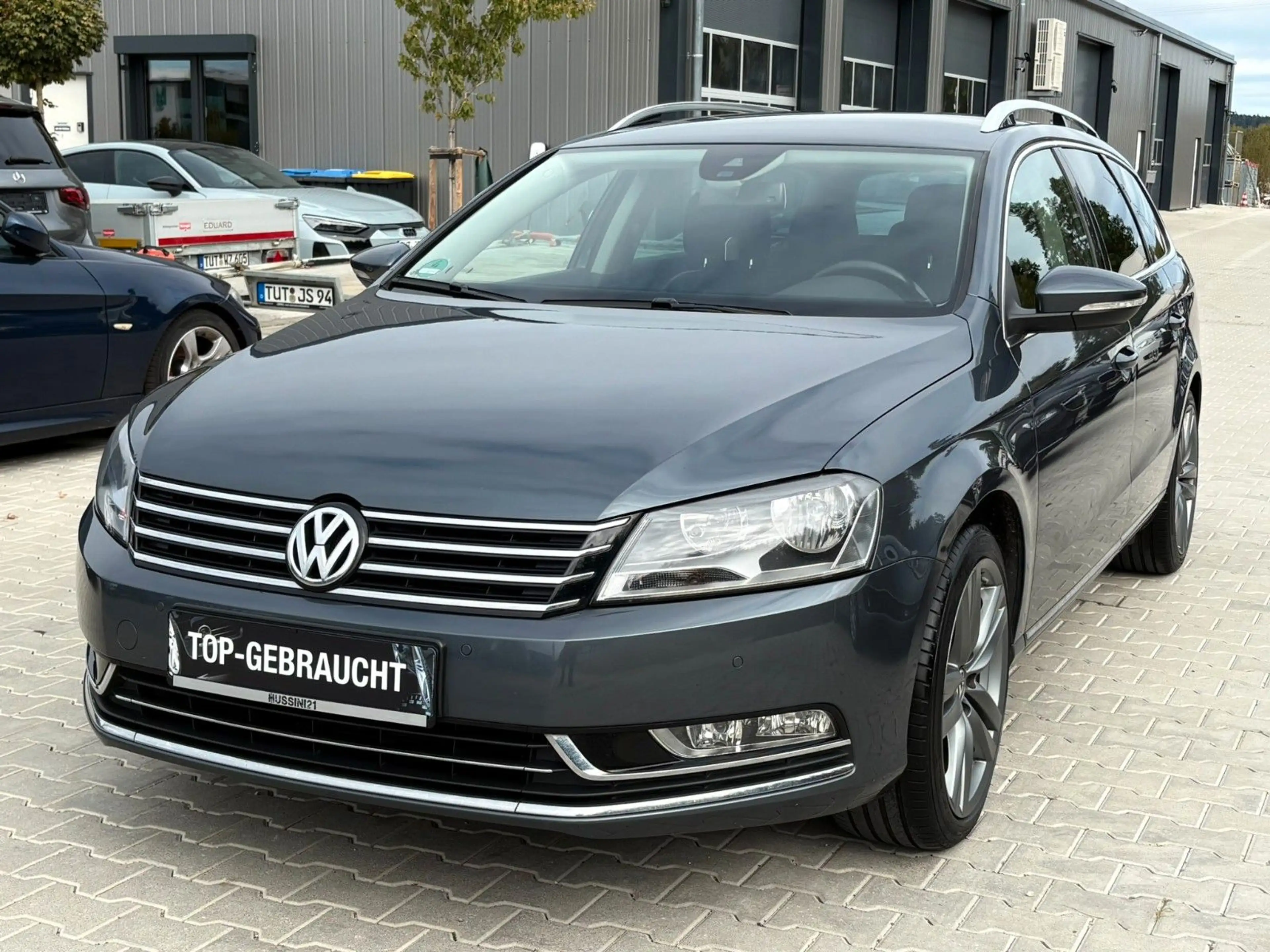 Volkswagen Passat Variant 2.0 TDI DSG Highline / Leder / 18 — photo 2