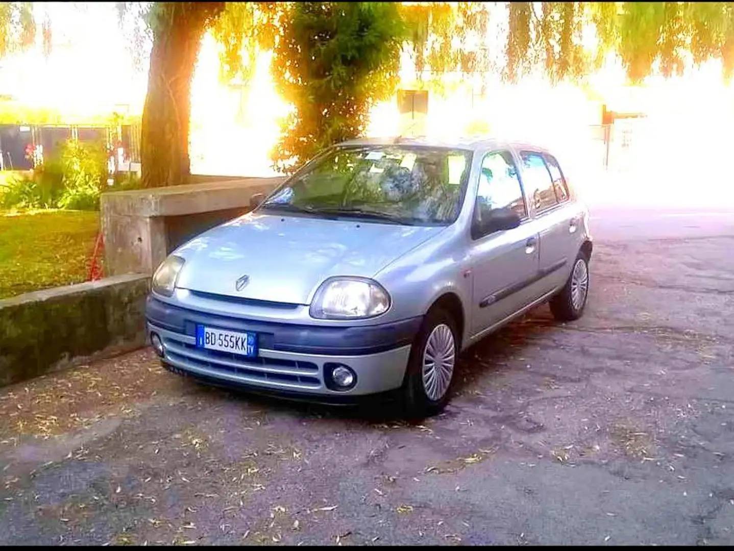 Renault Clio Clio 5p 1.2 One O One Argent - 1