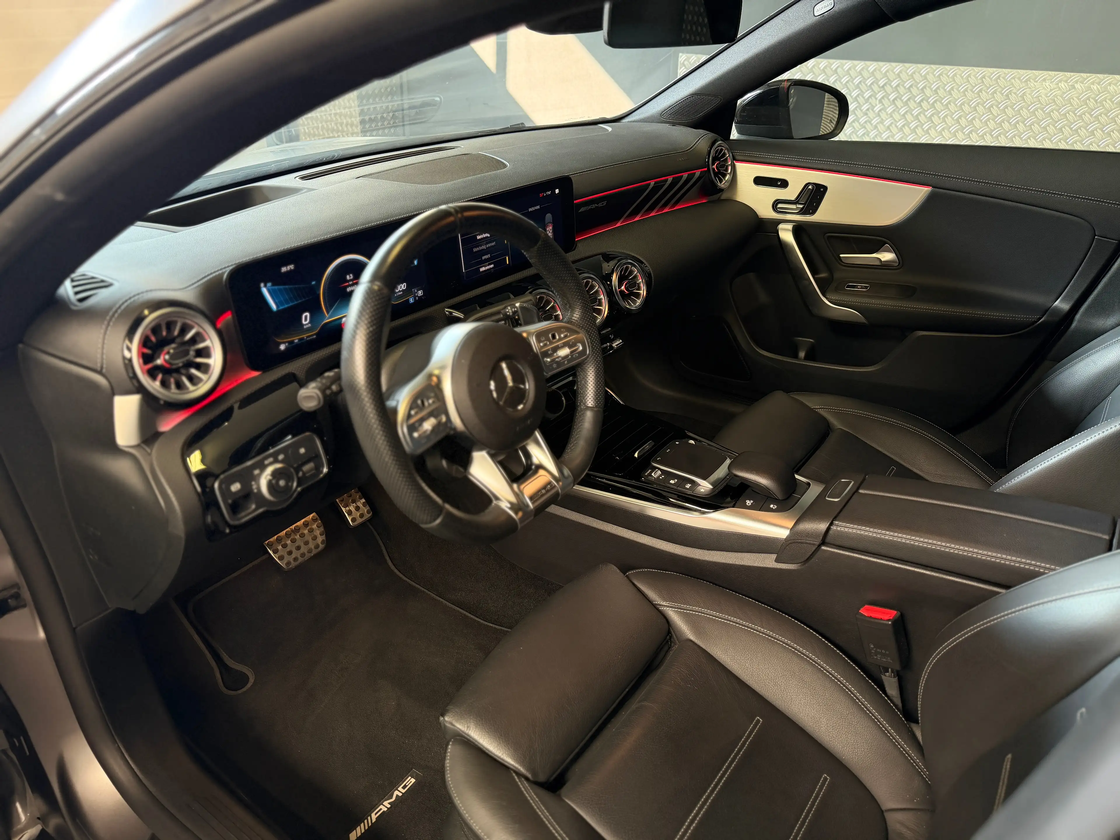 Mercedes-Benz CLA 35 AMG SB 4Matic-PANORMA-LED-2 HAND-DISTRONIC-LEDER-AERODYNAMIC — photo 10
