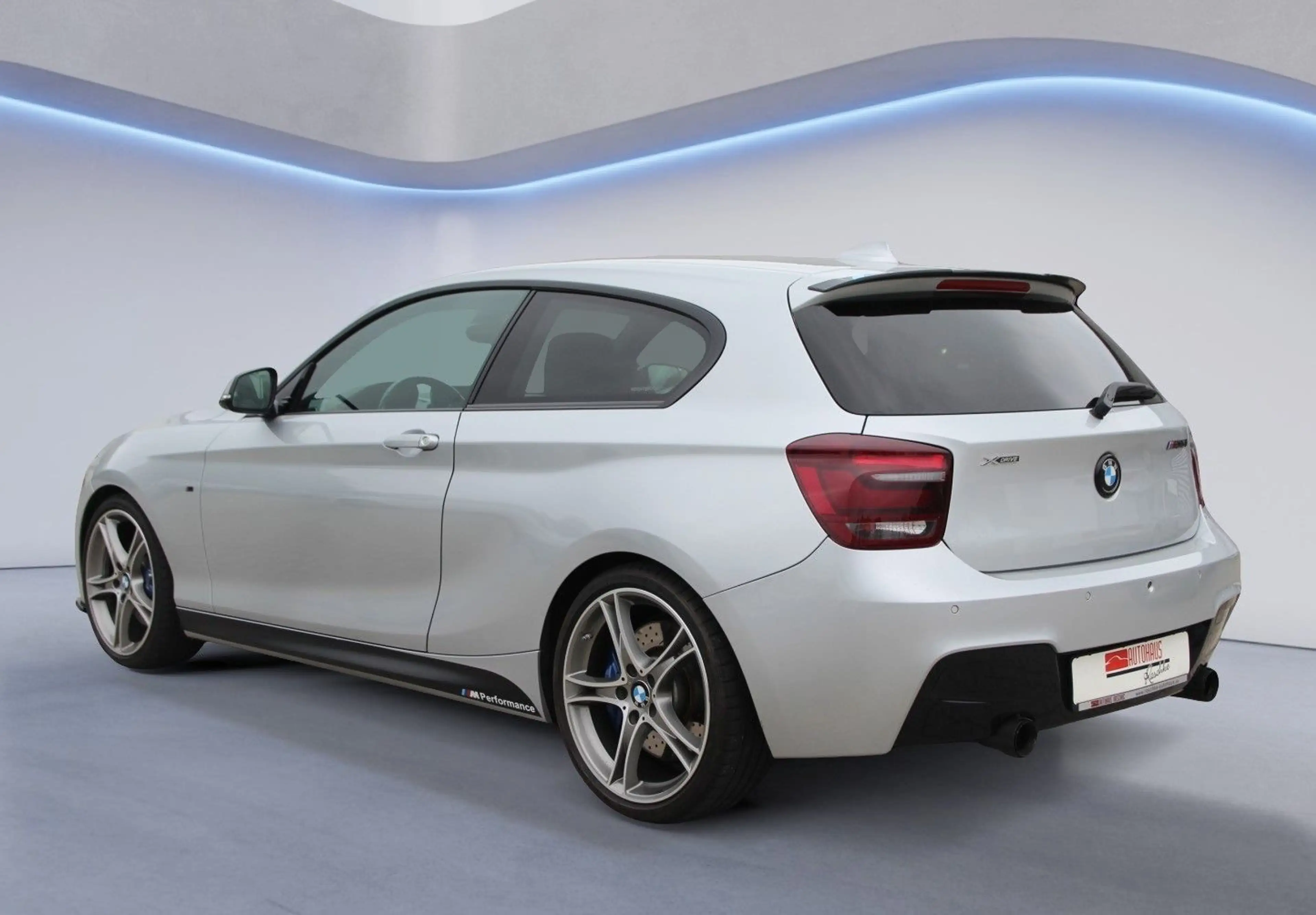 BMW 135 i xDrive 360PS! /Bi-Xenon/ Leder/el.Dach — photo 4