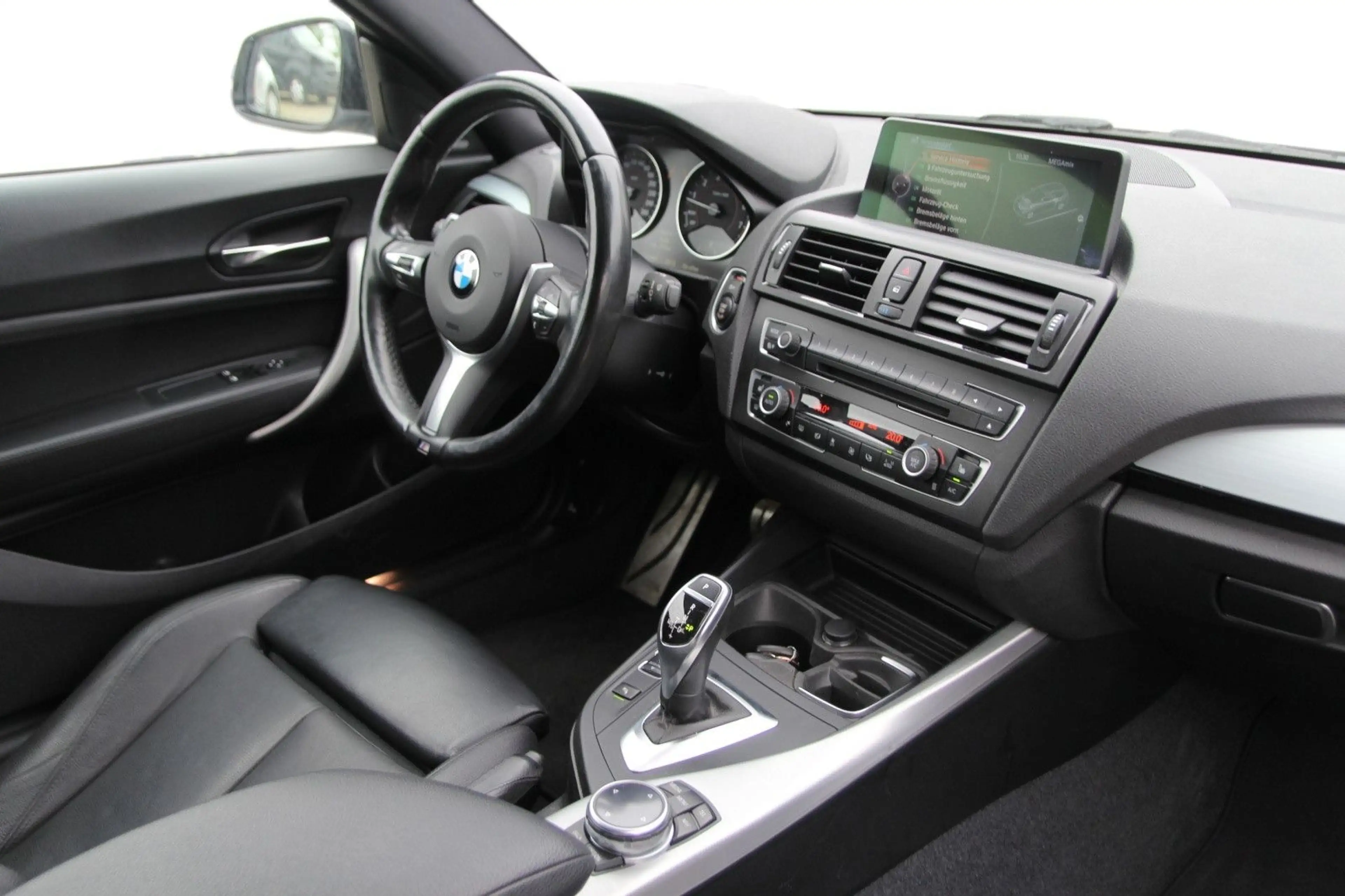 BMW 135 i xDrive 360PS! /Bi-Xenon/ Leder/el.Dach — photo 8