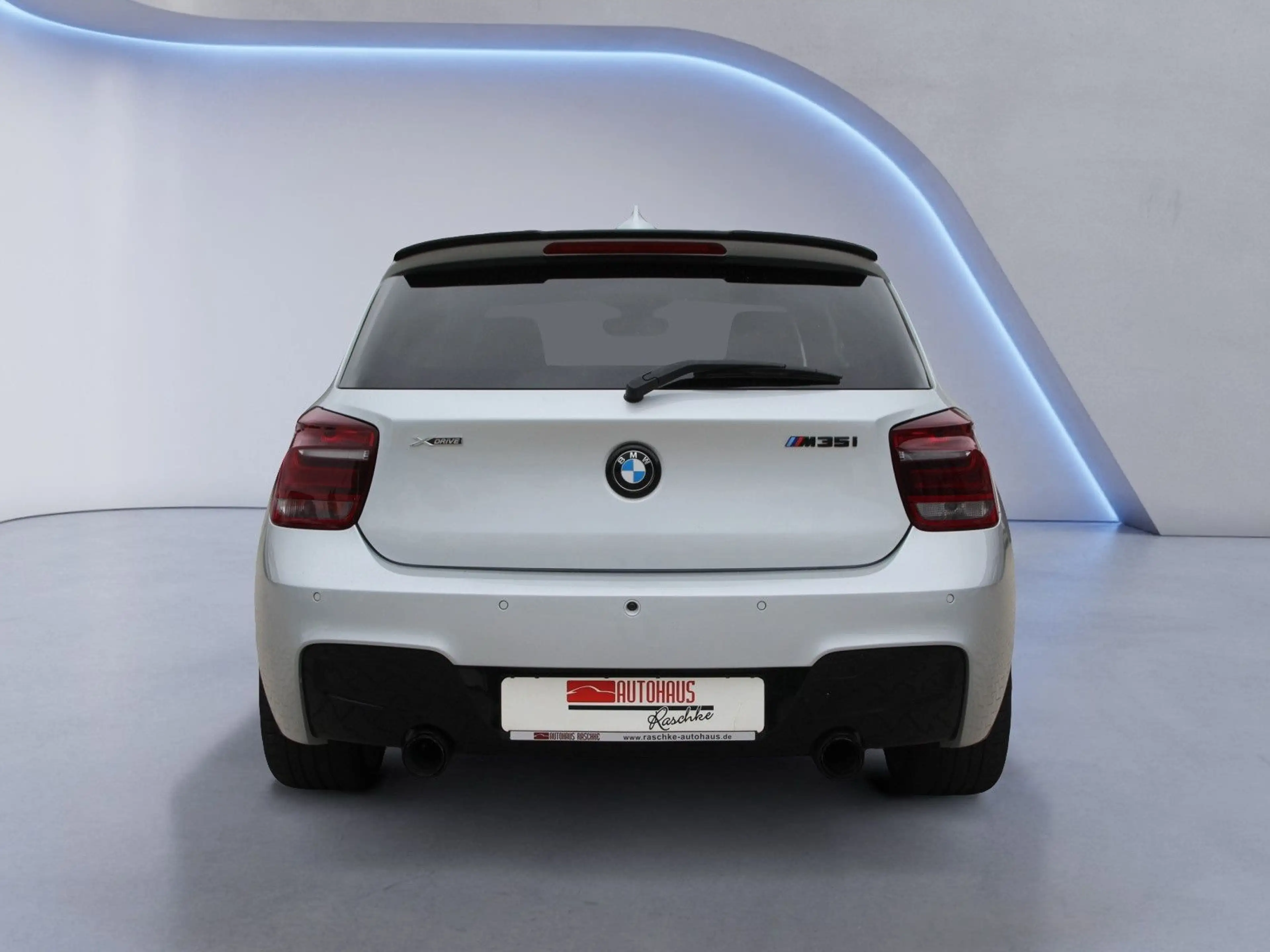 BMW 135 i xDrive 360PS! /Bi-Xenon/ Leder/el.Dach — photo 5