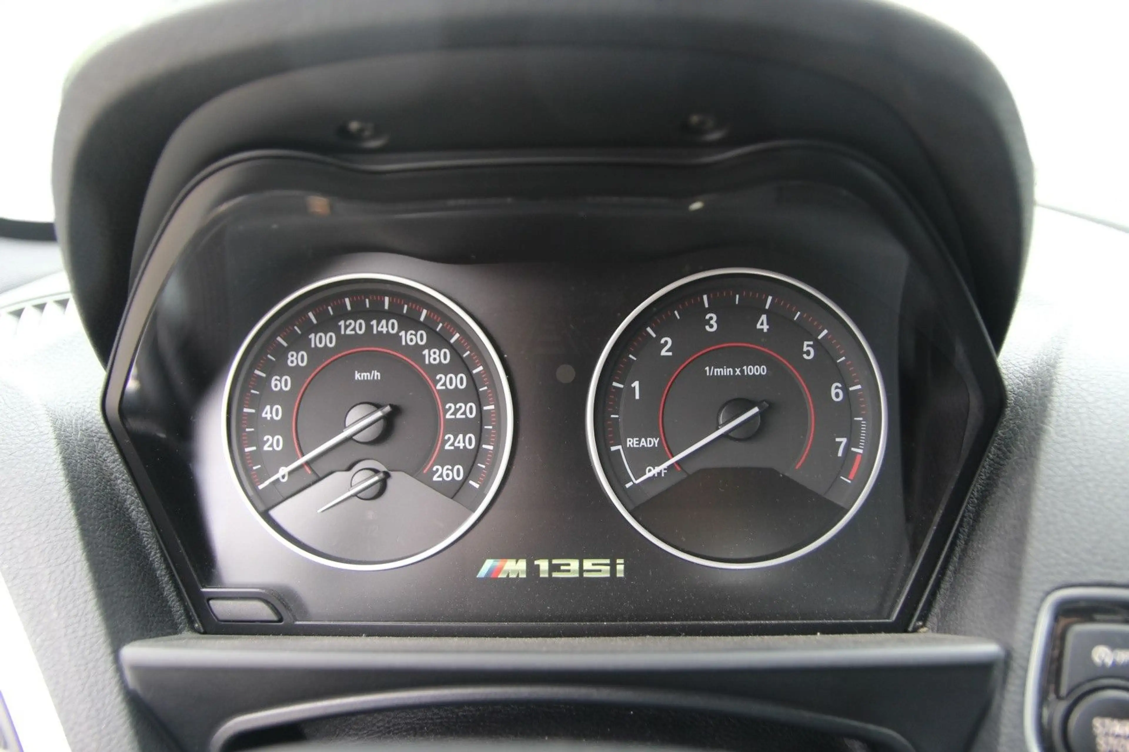 BMW 135 i xDrive 360PS! /Bi-Xenon/ Leder/el.Dach — photo 9