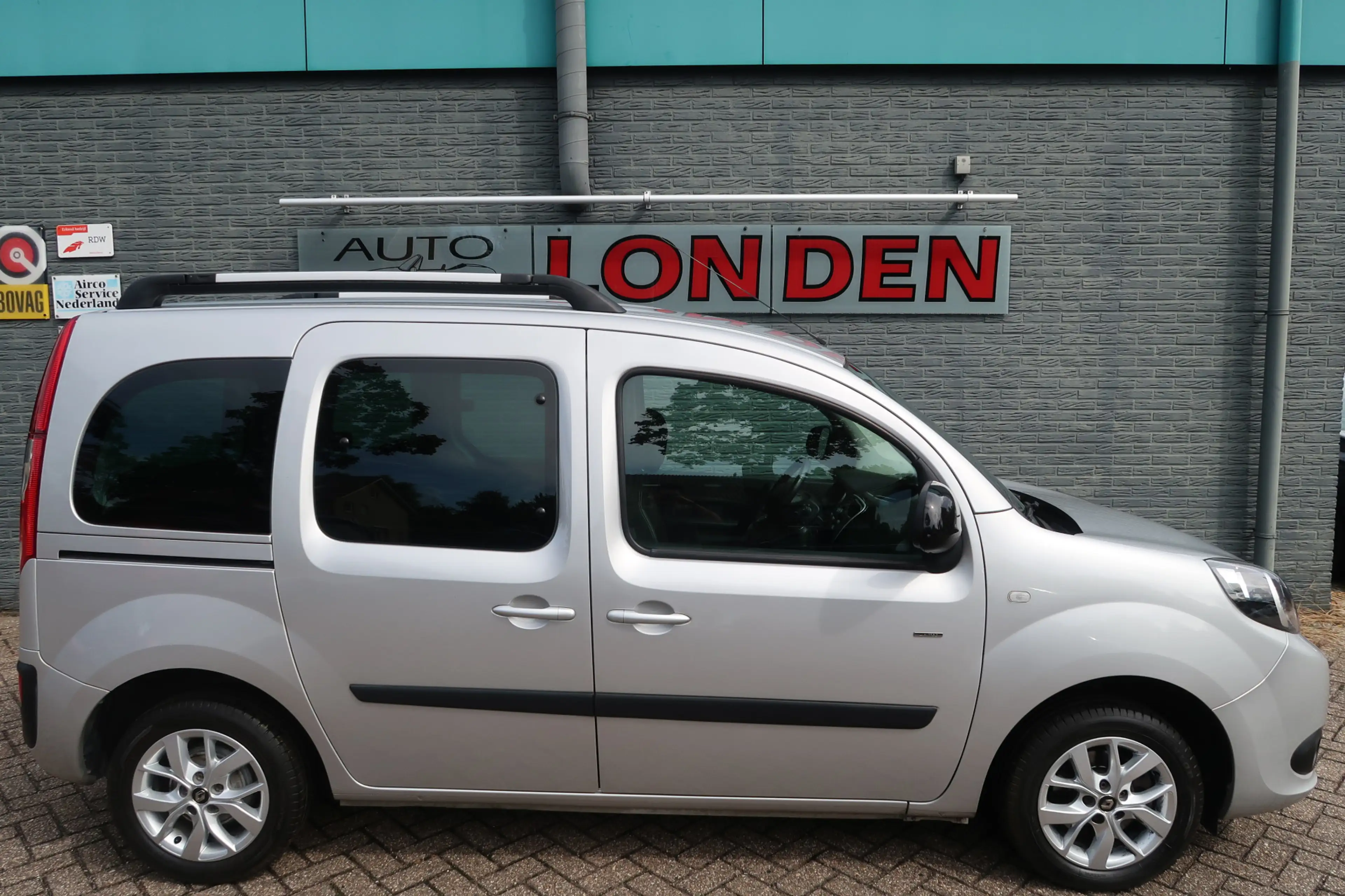 Renault Kangoo Family 1.2 TCe Limited Start&Stop Eerste eigenaar — photo 2